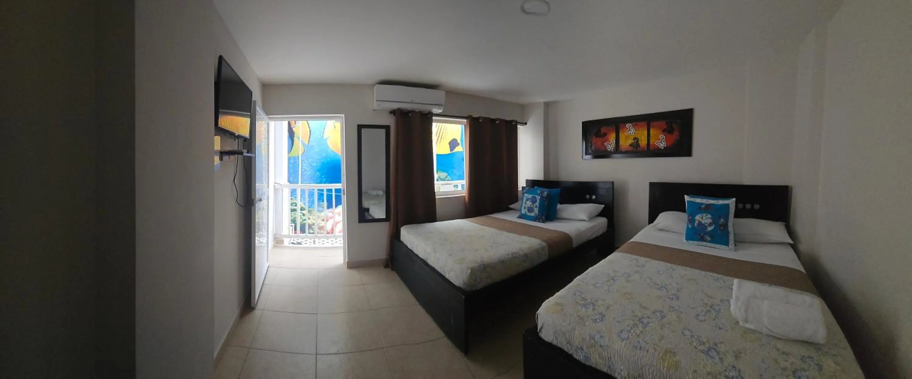 Photo of the whole room, Bed in Caribbean Island Hotel Piso 2