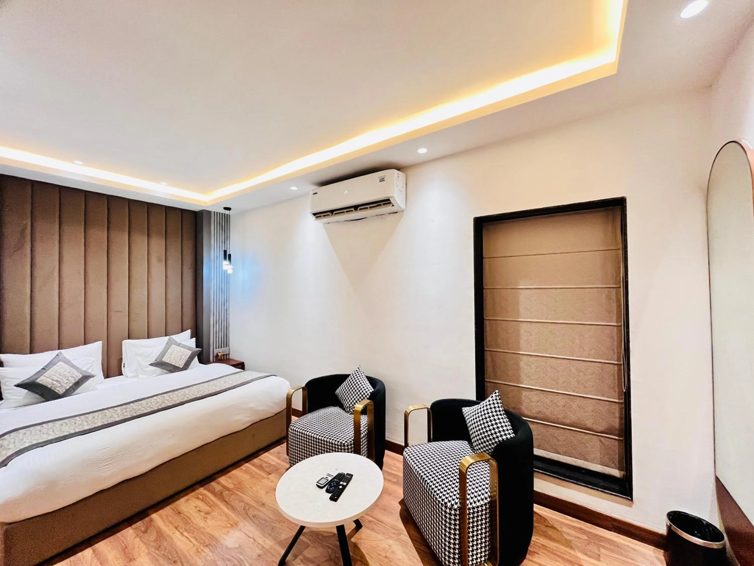 Bed in Western Blu INN