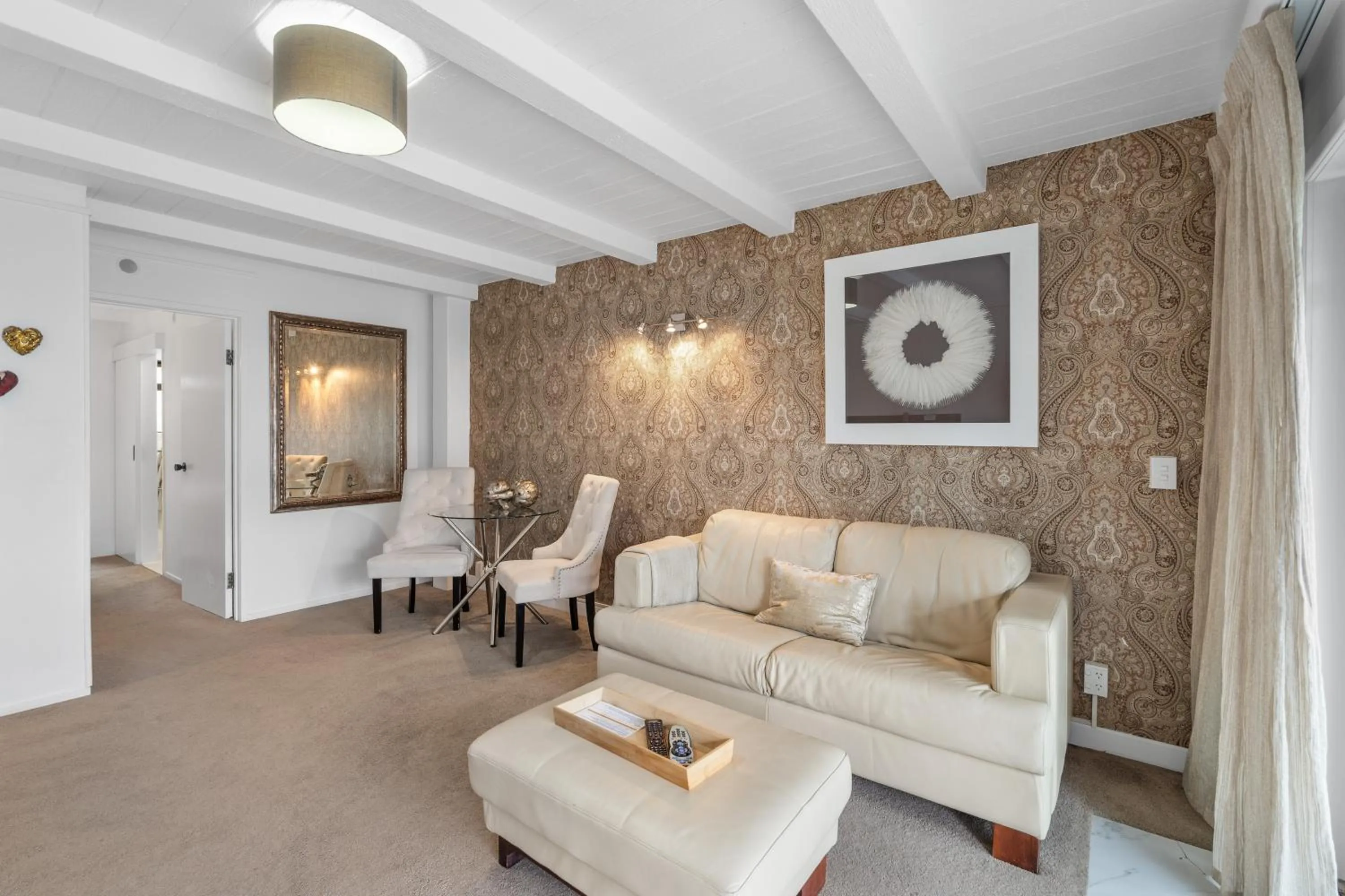 Bathroom in Orewa Beachcomber