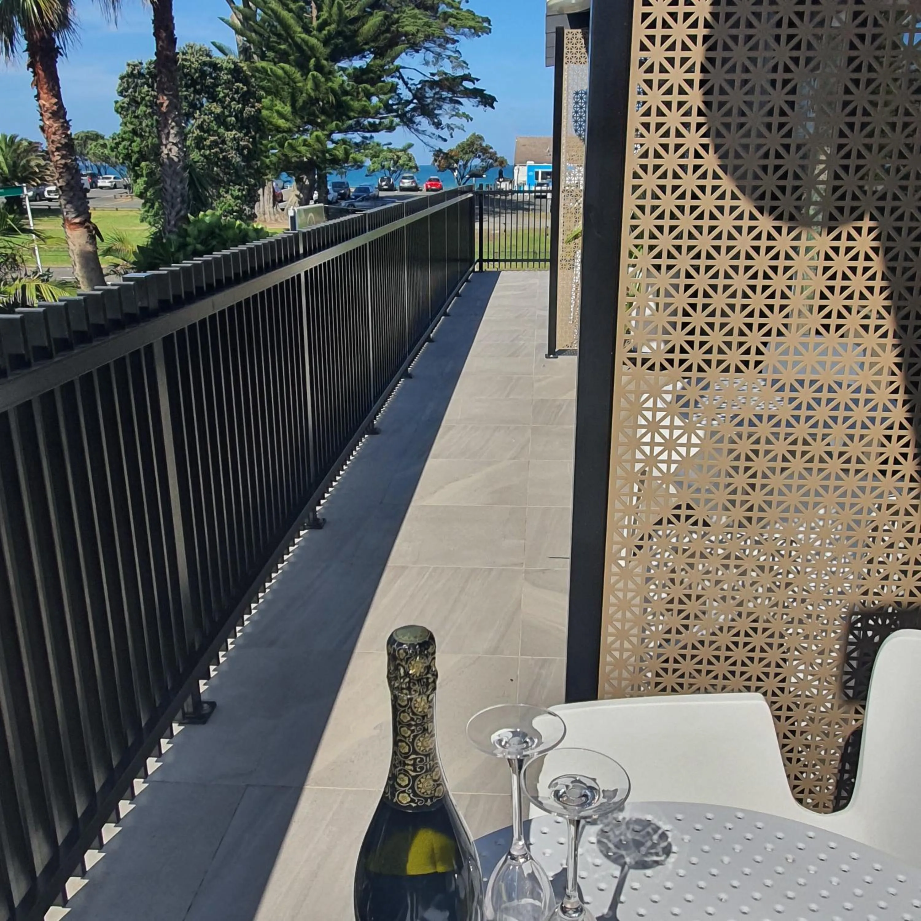 Balcony/Terrace in Orewa Beachcomber