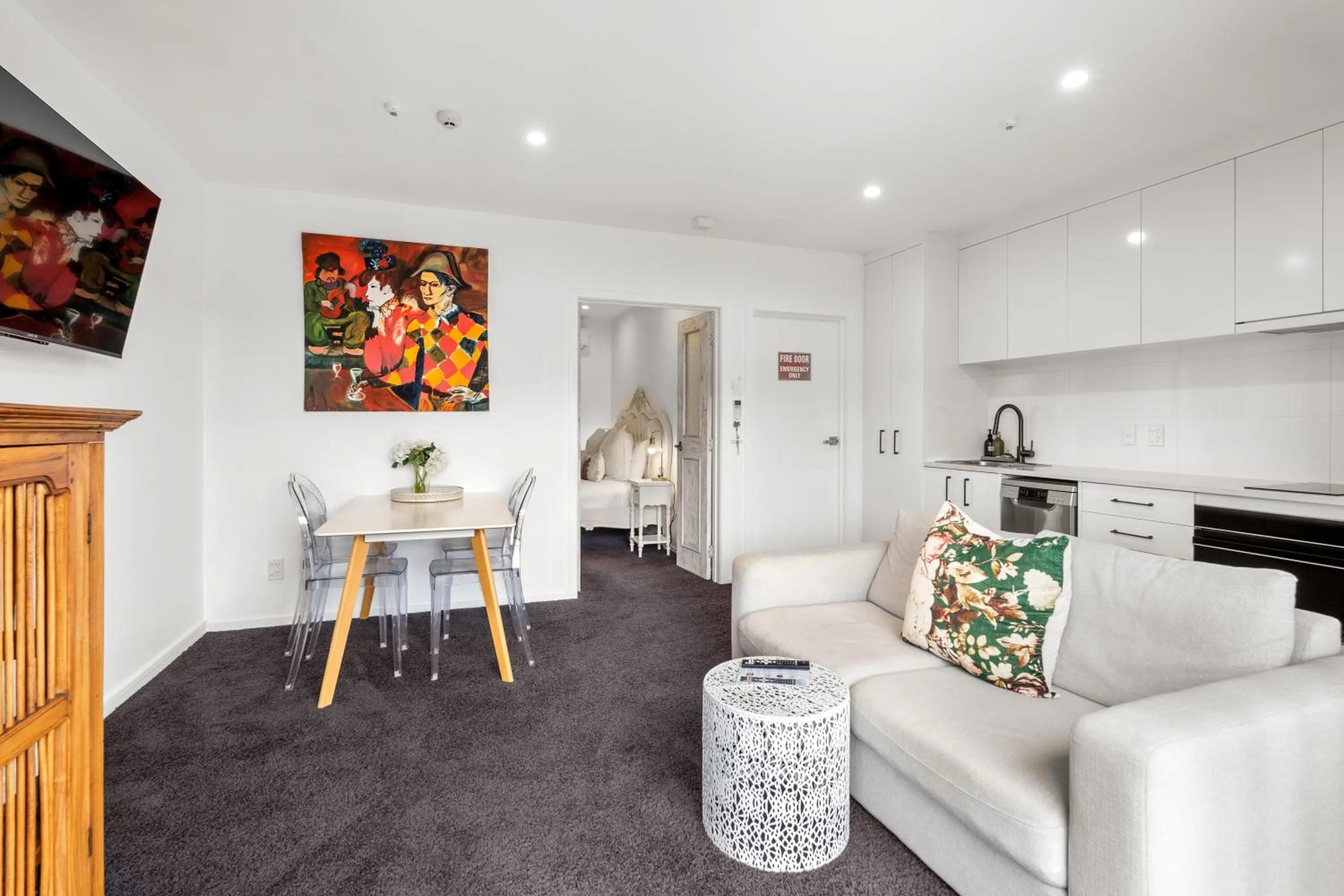 Living room in Orewa Beachcomber