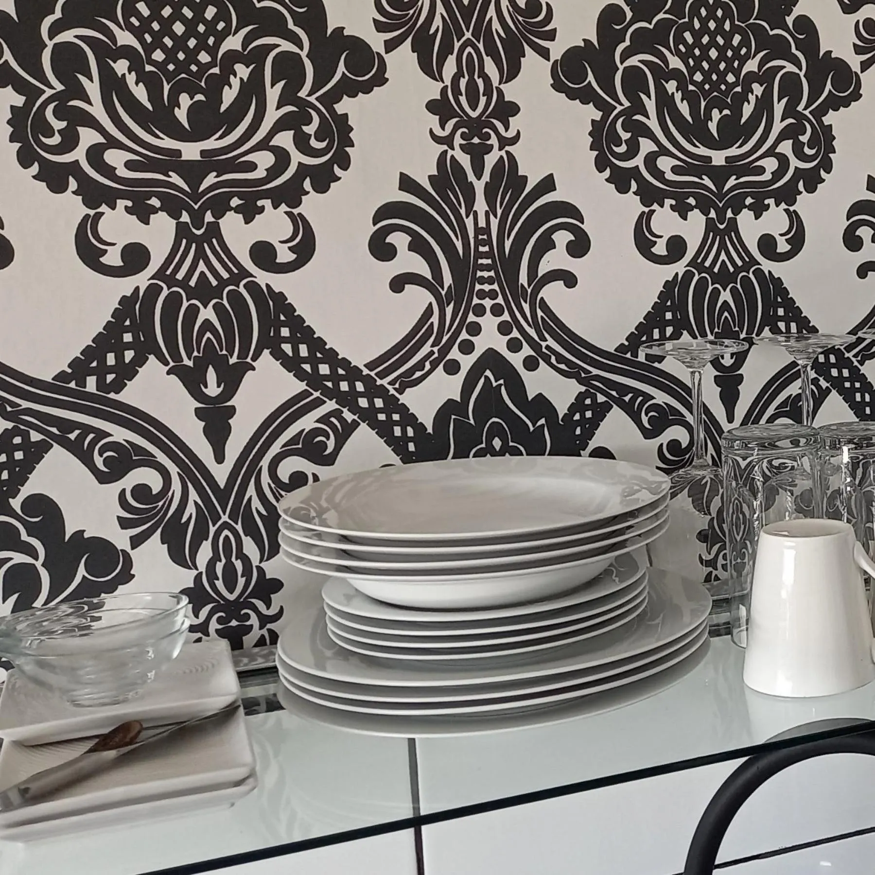 Dining area in Orewa Beachcomber