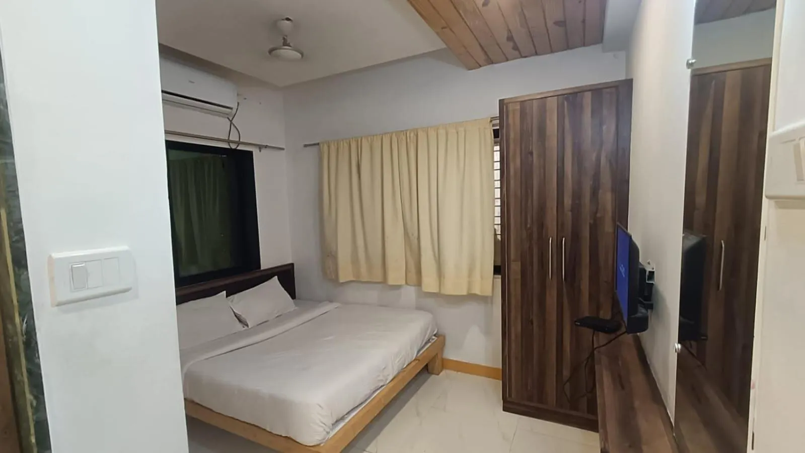 Bed in Hotel Green Woods