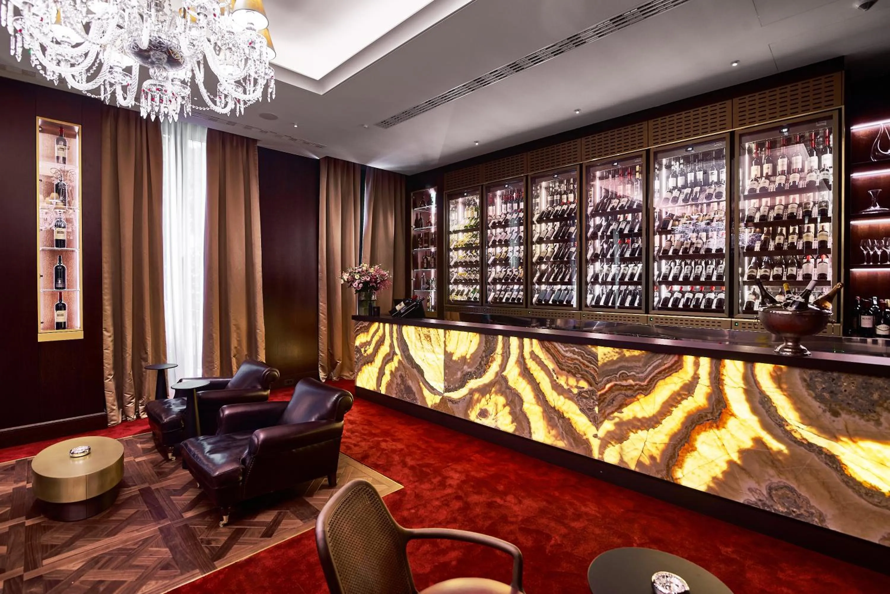 Lounge or bar in Boutique Hotel Porto Palace