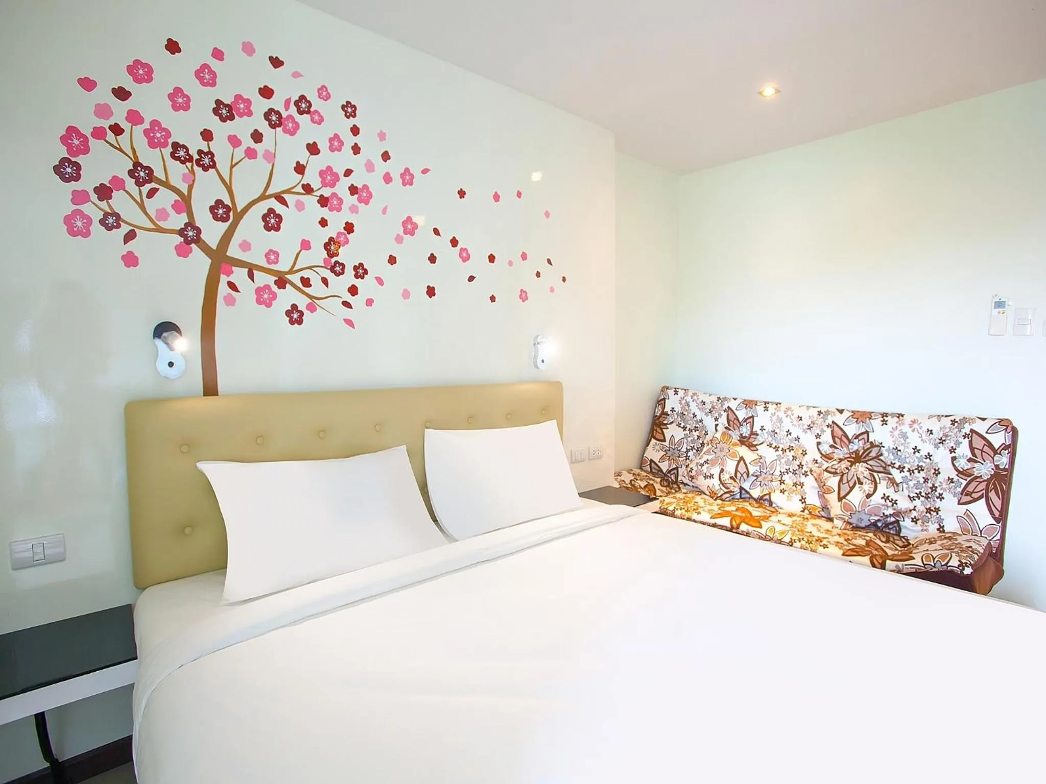 Decorative detail in MD Grand Hotel Nakhon