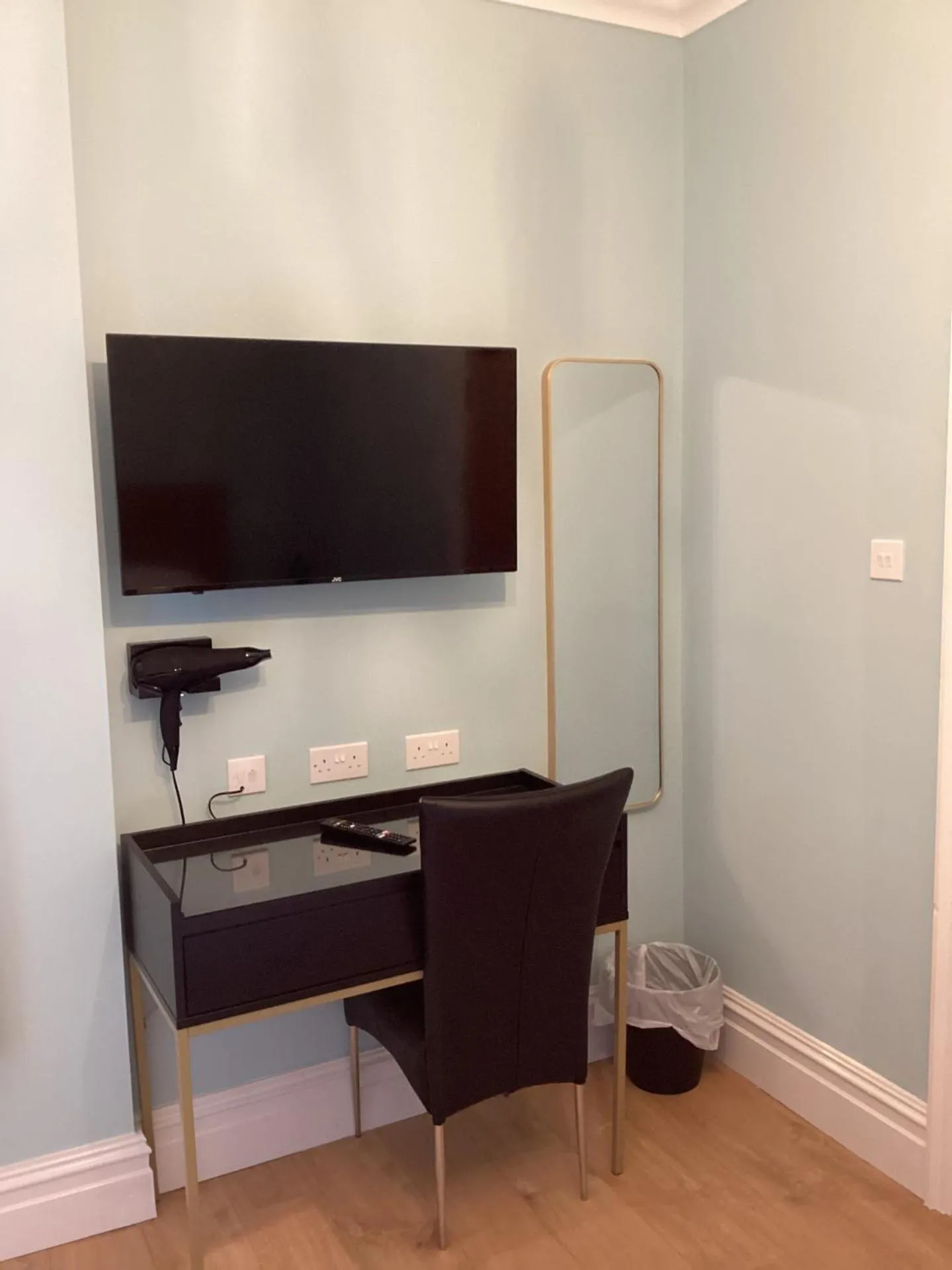 TV and multimedia in Aachen Hotel