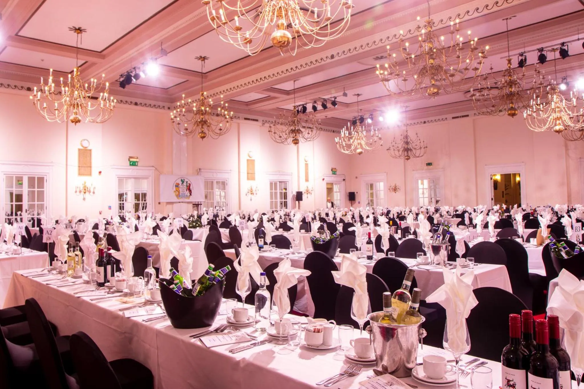 Restaurant/places to eat in Adelphi Hotel