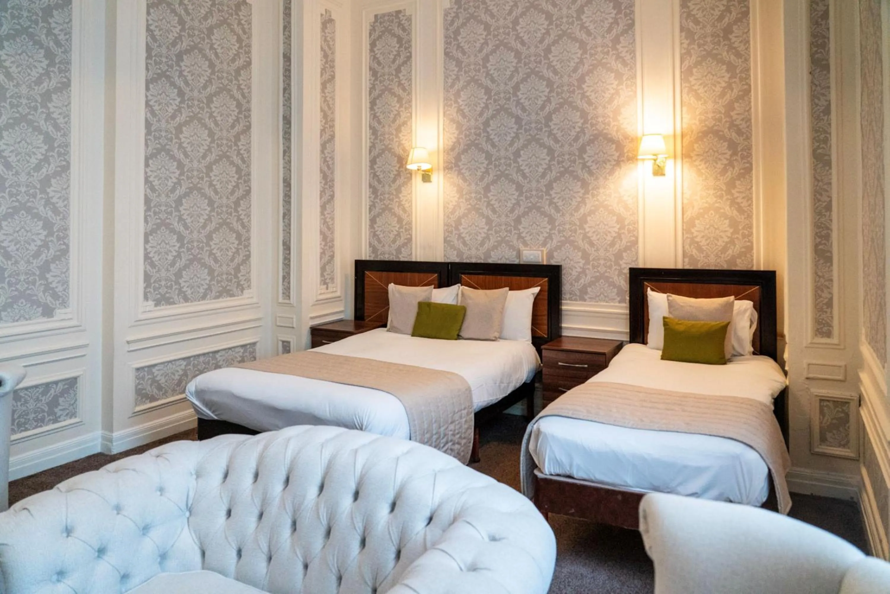 Bed in Adelphi Hotel