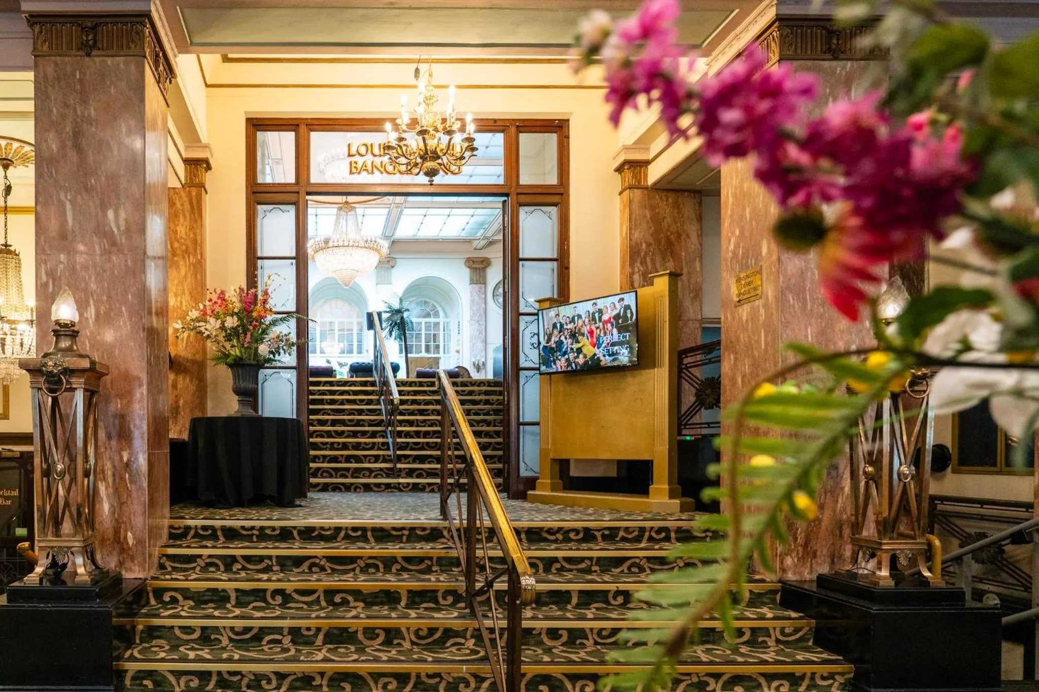 Lobby or reception in Adelphi Hotel