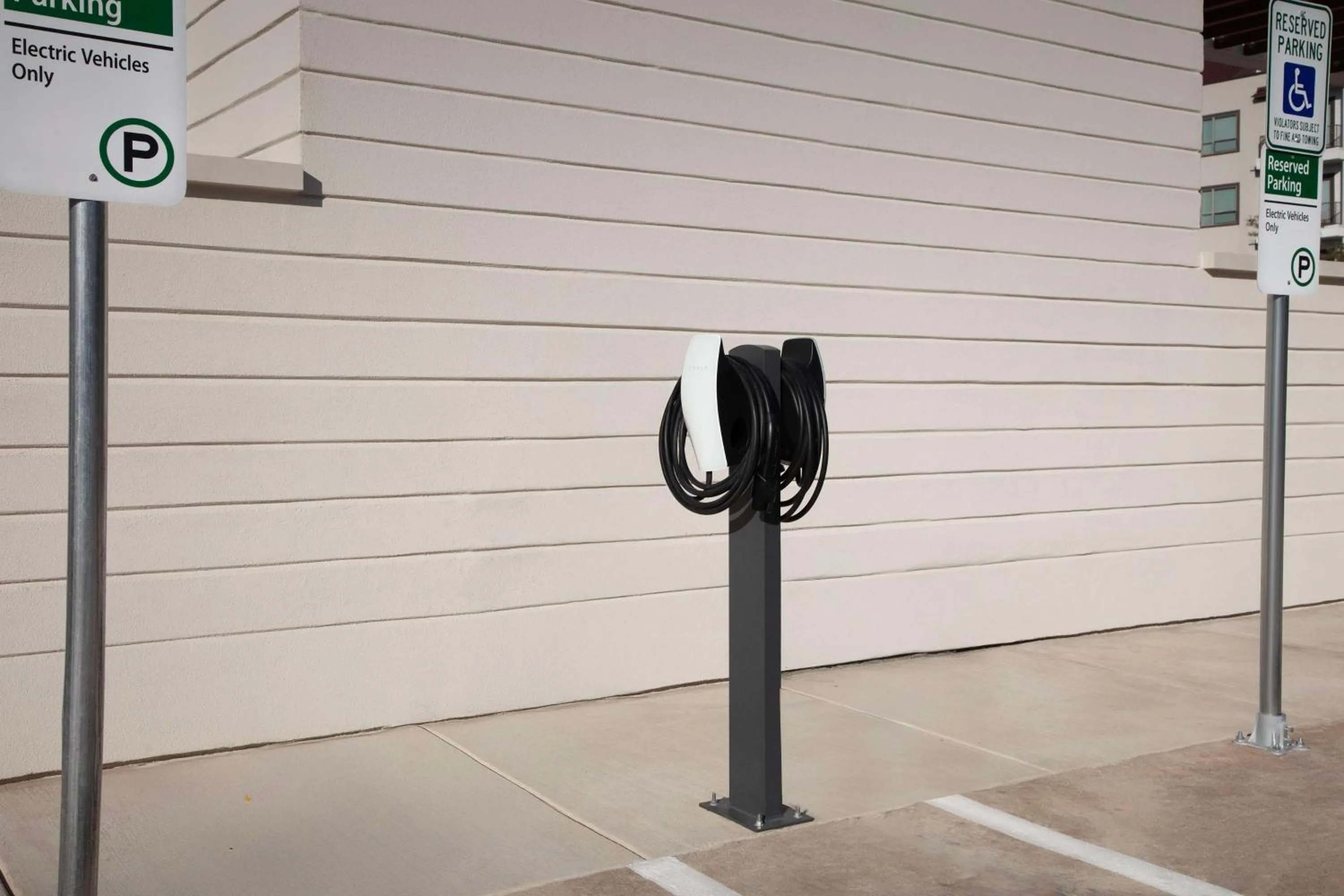 Property building in Home2 Suites By Hilton Georgetown Austin North