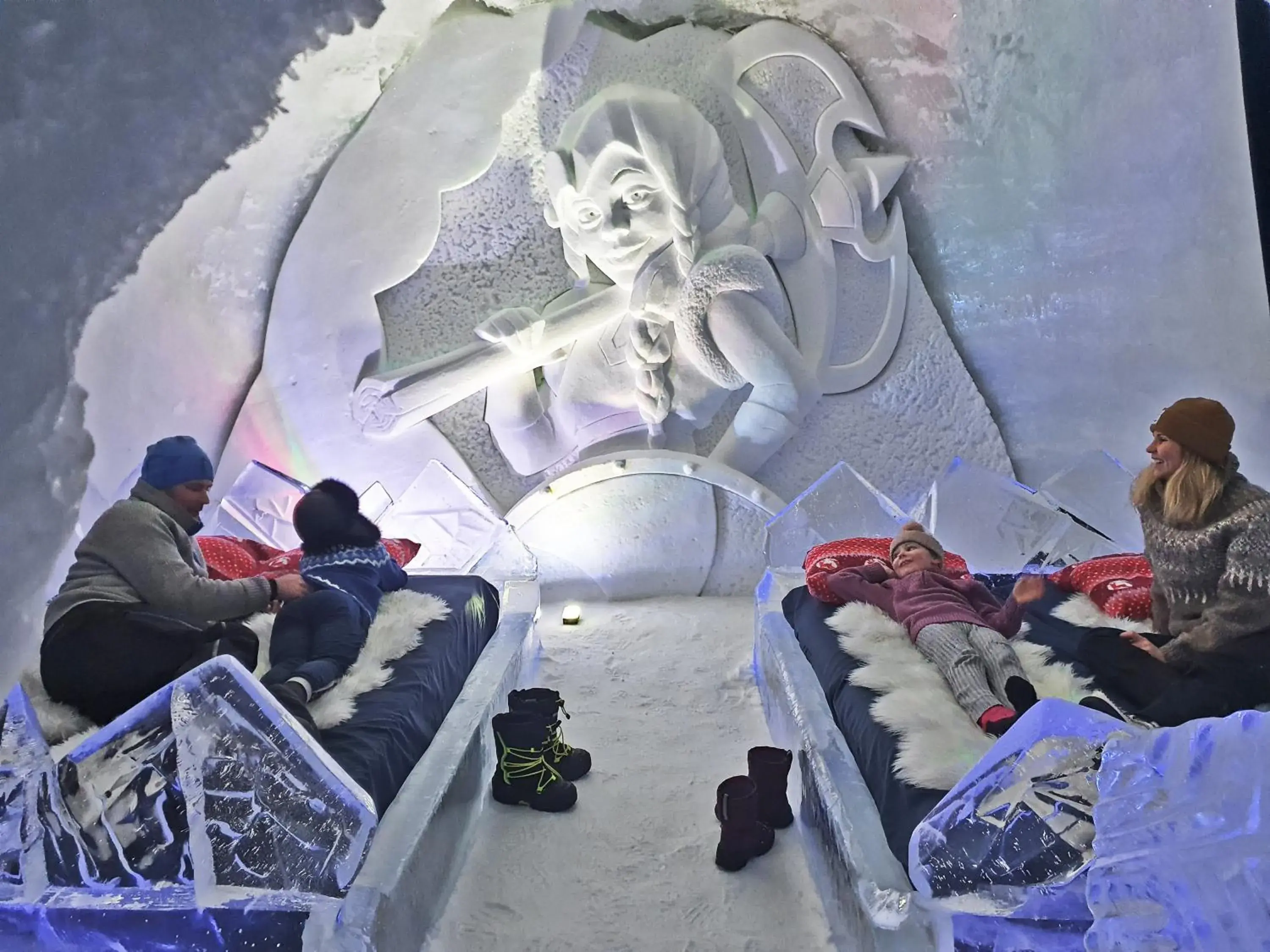 Snow Family Room in Snowhotel Kirkenes Snow Family Room in Snowhotel Kirkenes