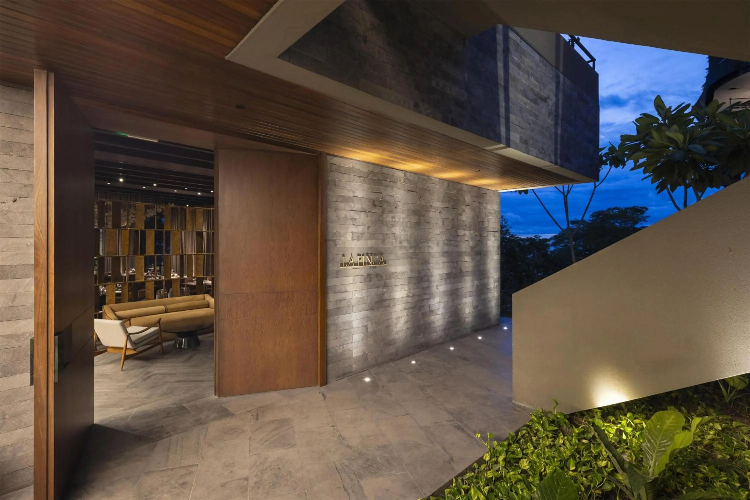 Dining area in Waldorf Astoria Costa Rica Punta Cacique