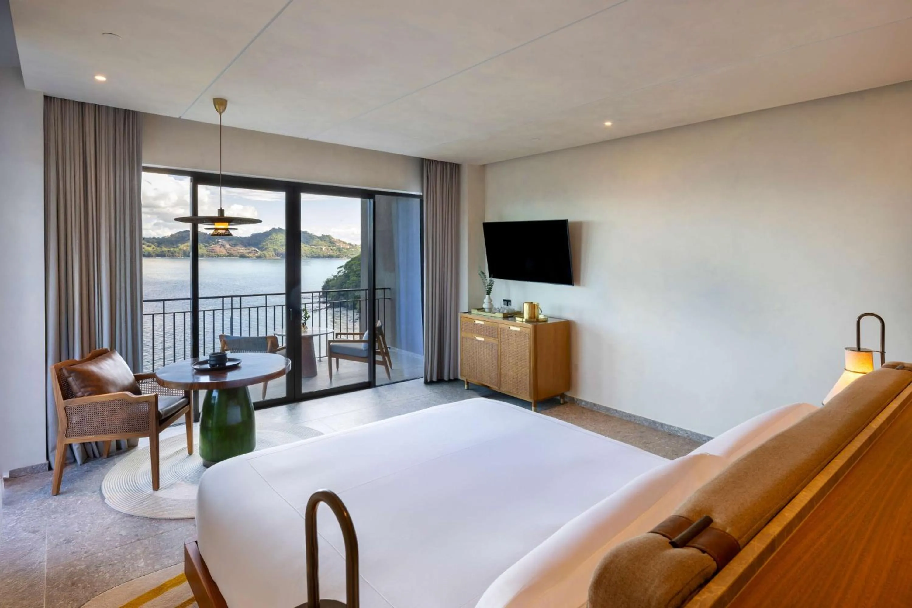 Bed in Waldorf Astoria Costa Rica Punta Cacique