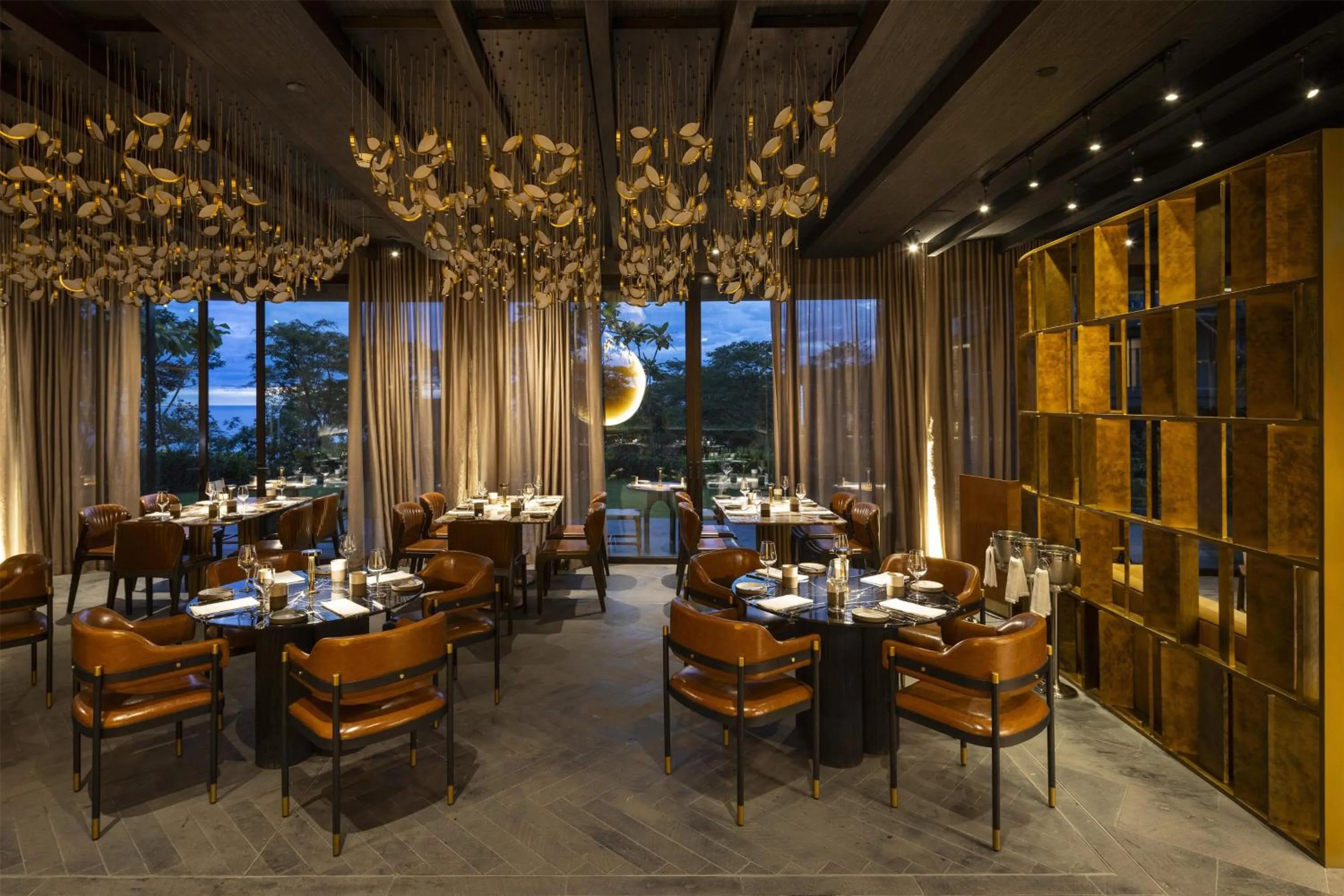 Dining area in Waldorf Astoria Costa Rica Punta Cacique