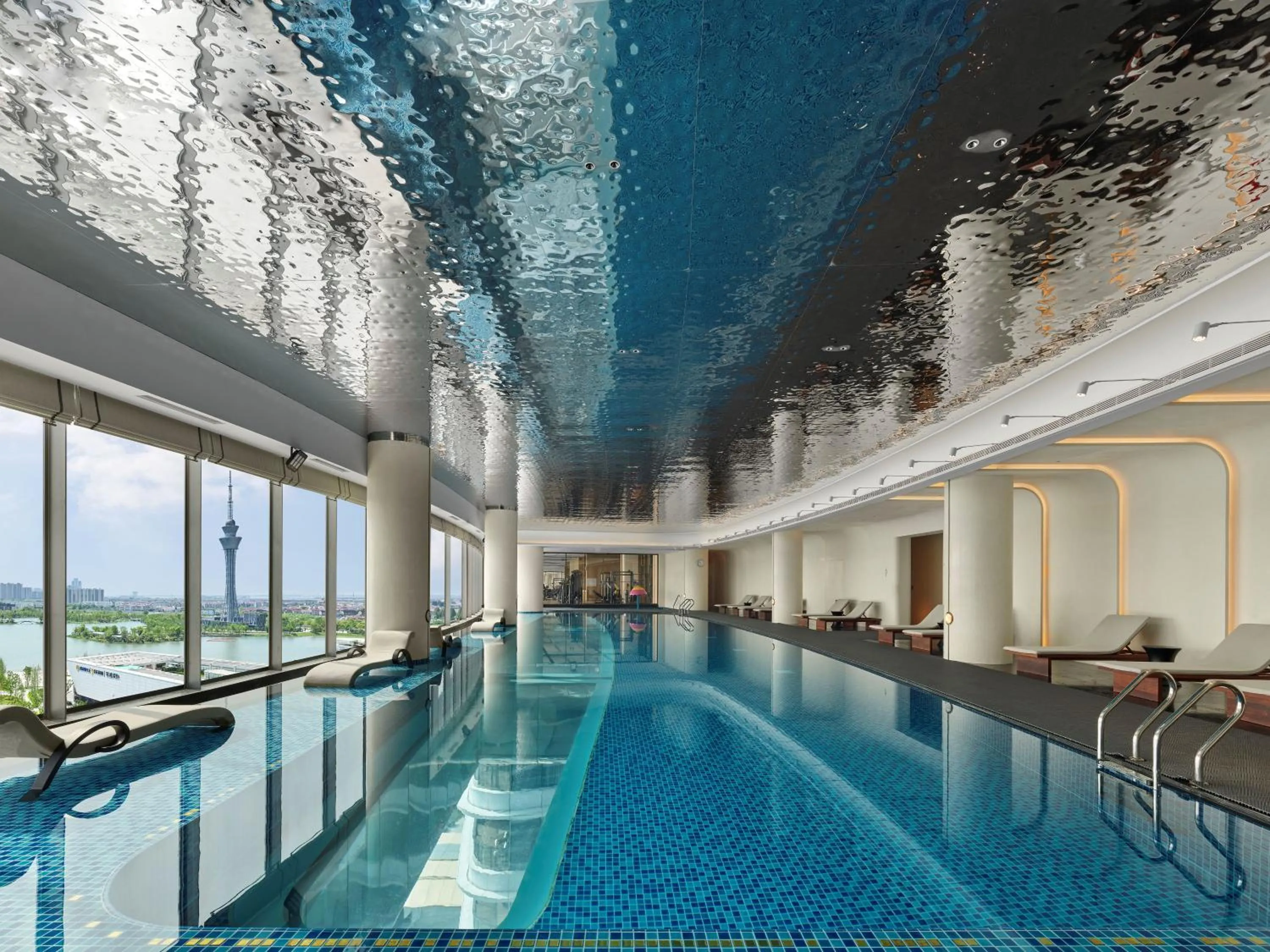 Pool view in Hilton Changshu