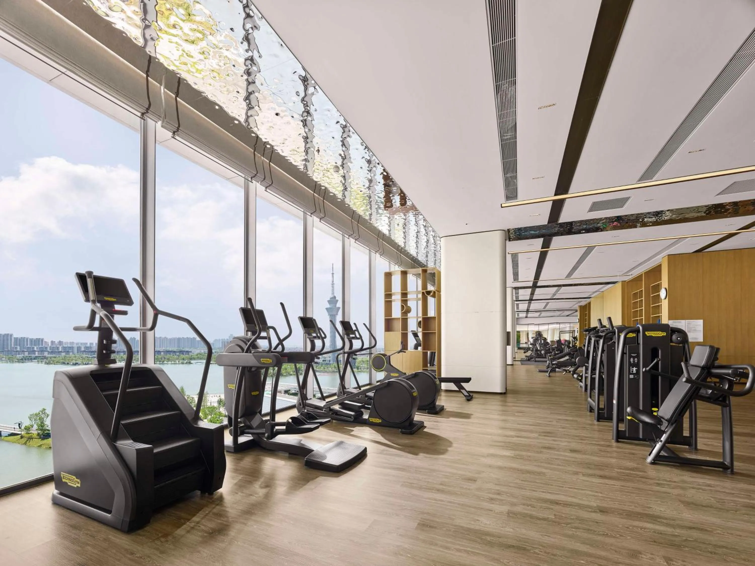 Fitness centre/facilities in Hilton Changshu