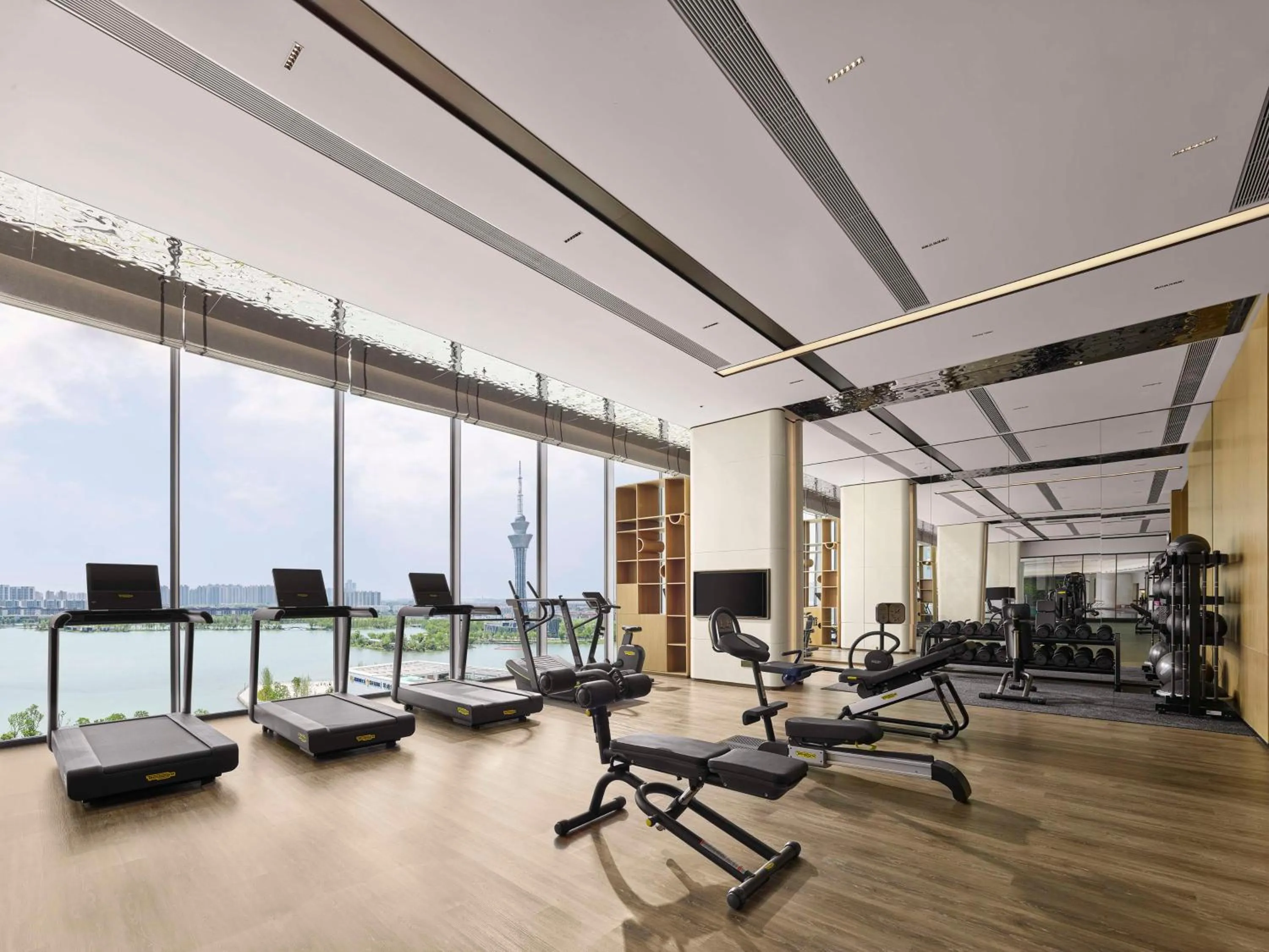Fitness centre/facilities in Hilton Changshu