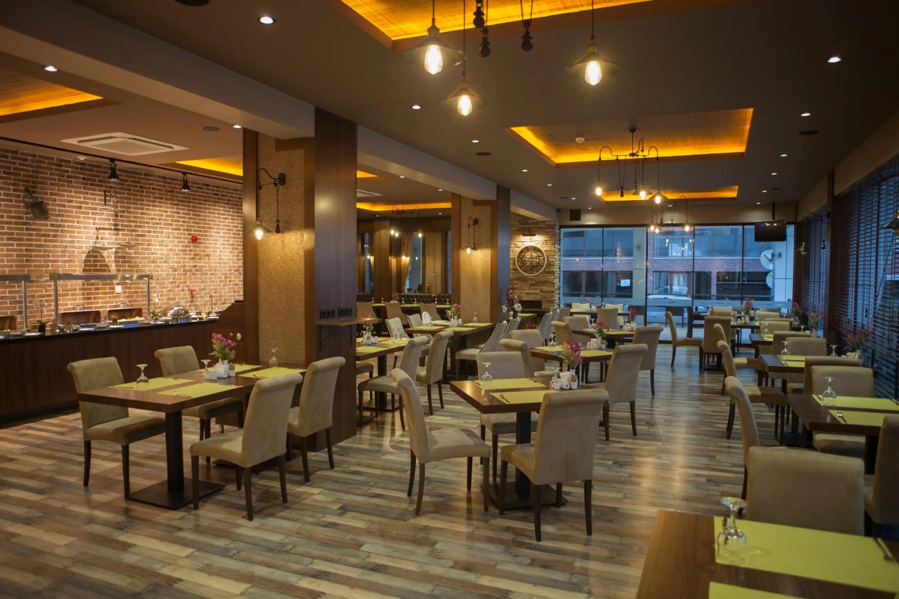 Restaurant/places to eat in Gorukle Oruc Hotel