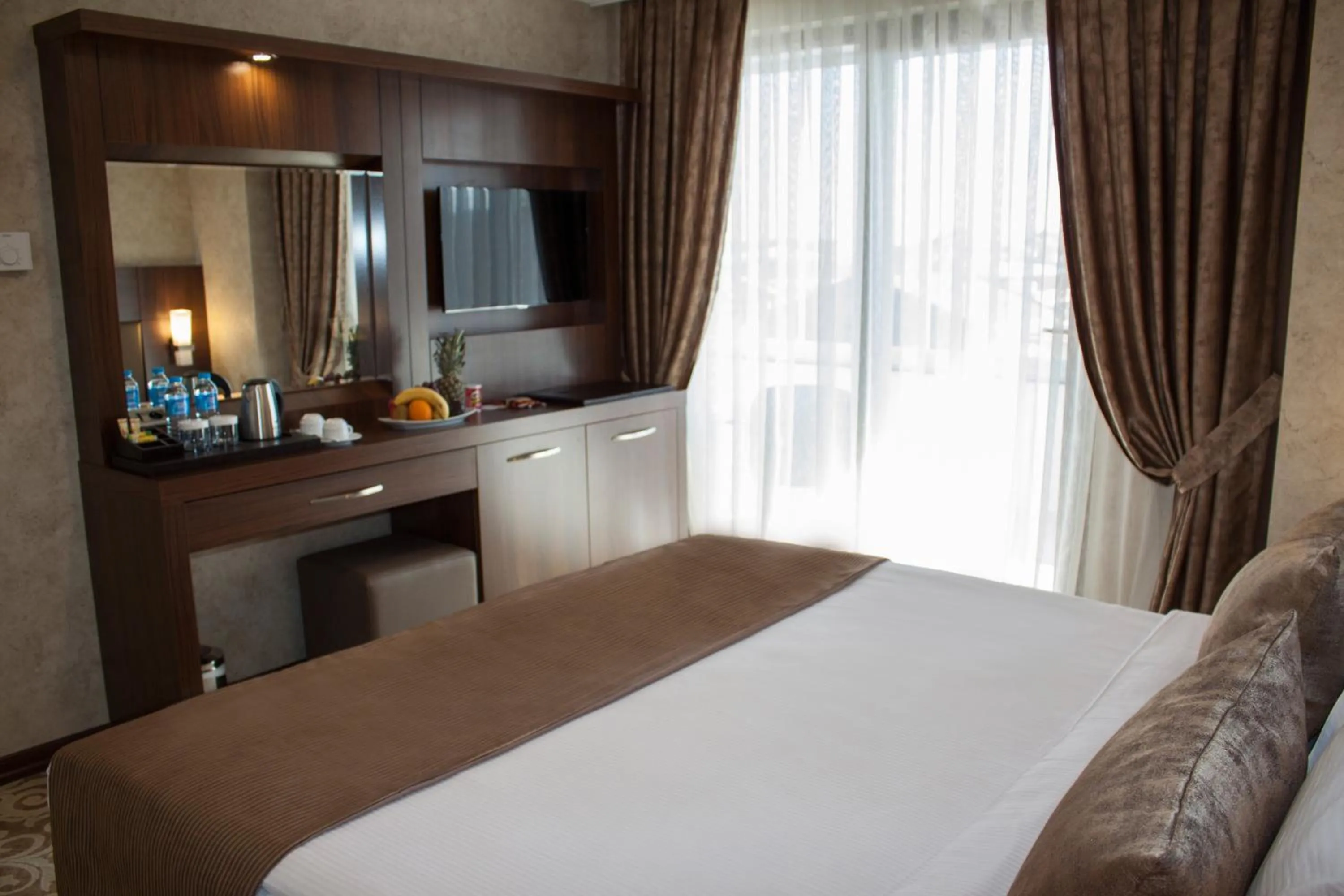 Photo of the whole room, Bed in Gorukle Oruc Hotel