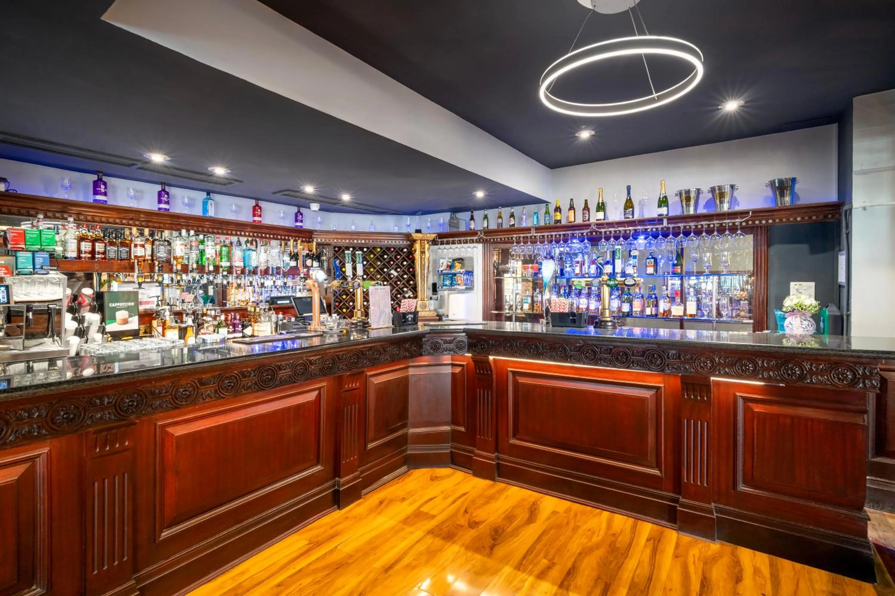 Lounge or bar in Britannia International Hotel Canary Wharf