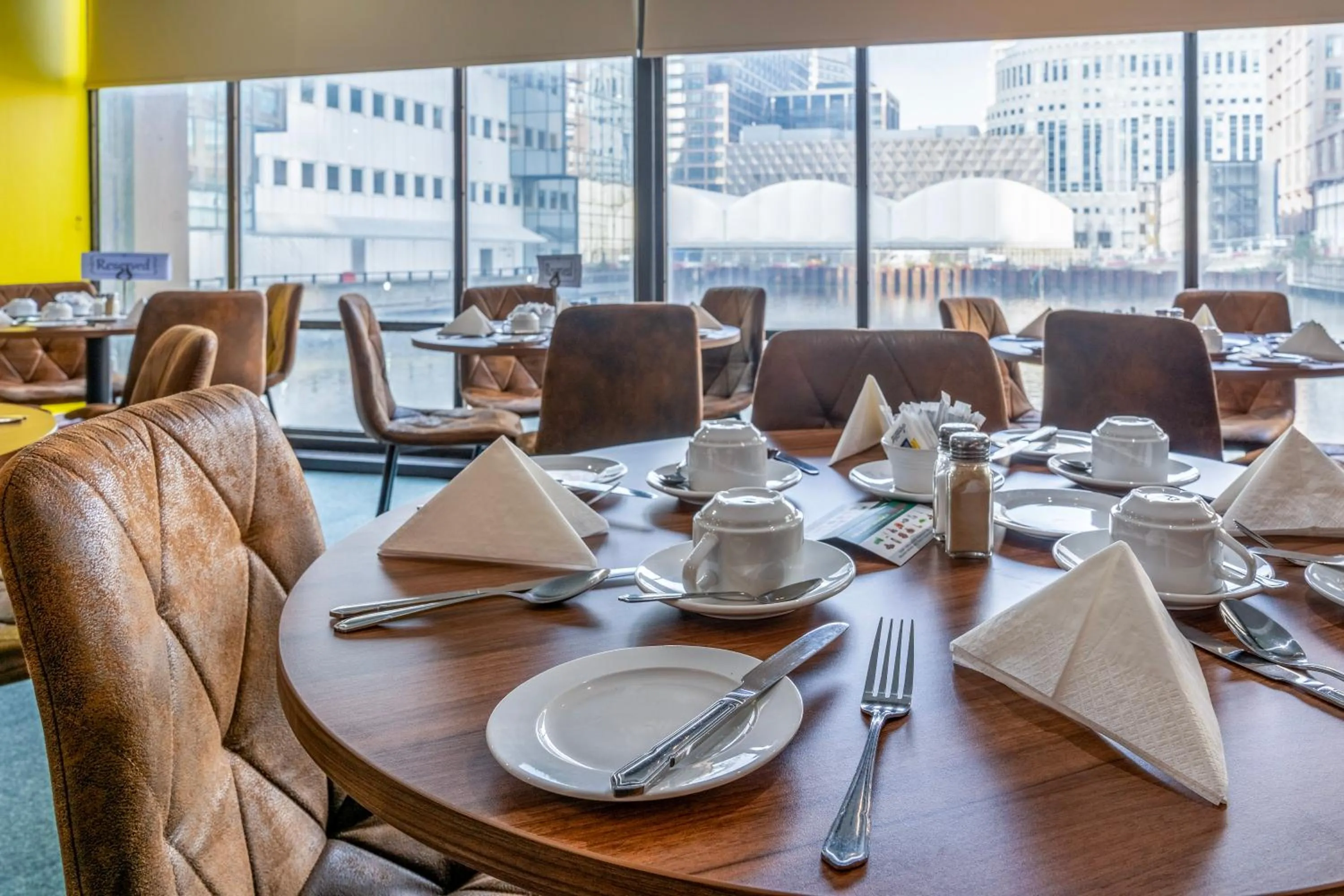 Breakfast in Britannia International Hotel Canary Wharf