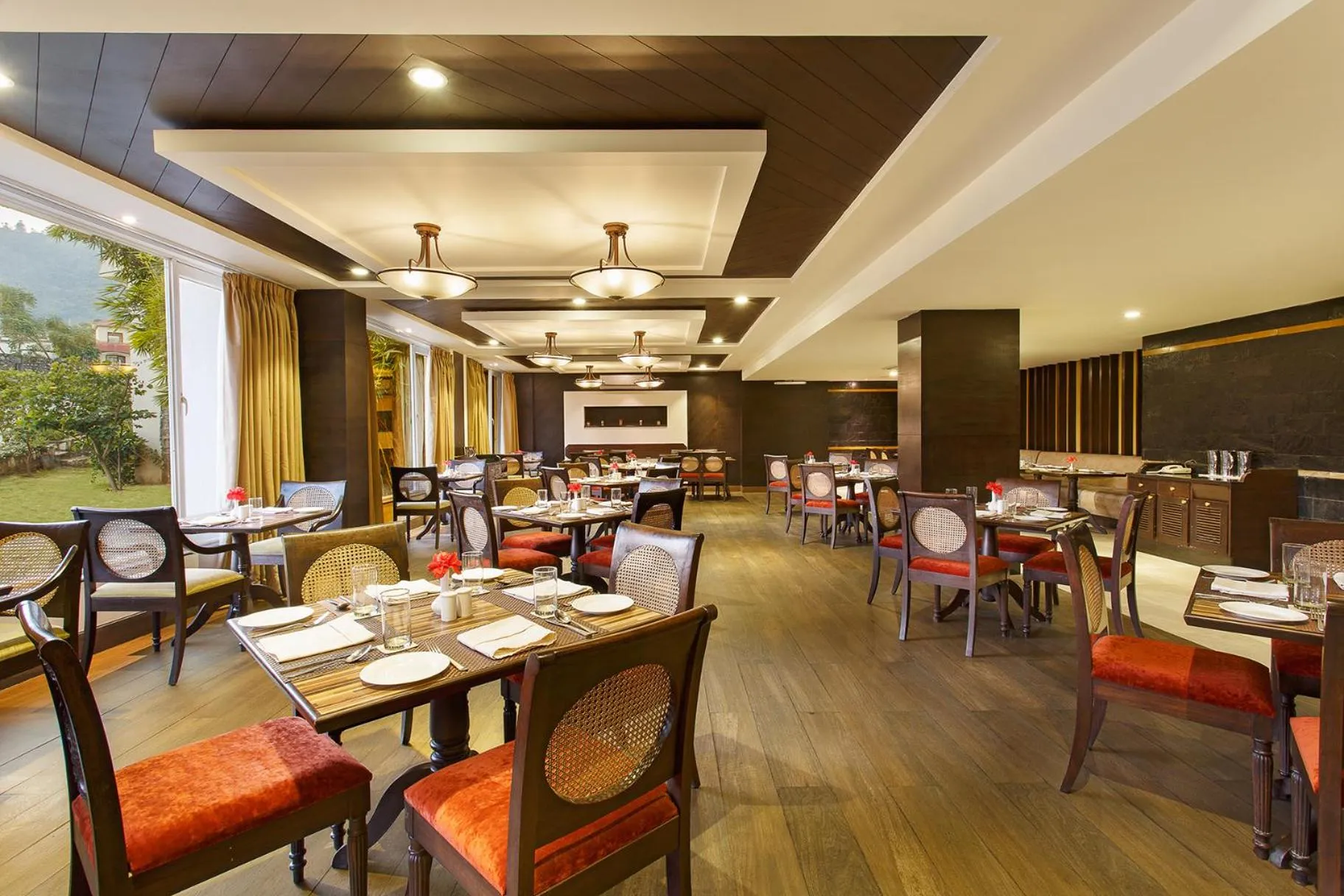 Restaurant/places to eat in Aloha On The Ganges by Leisure Hotels