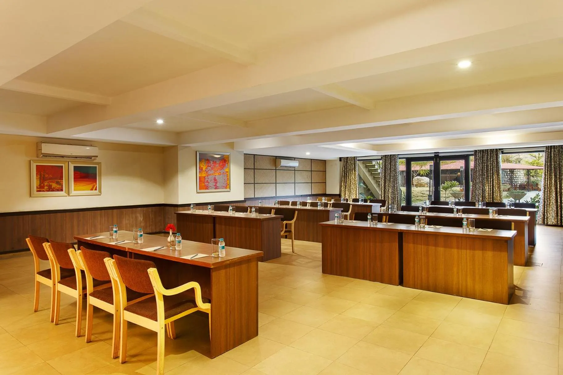 Banquet/Function facilities in Aloha On The Ganges by Leisure Hotels
