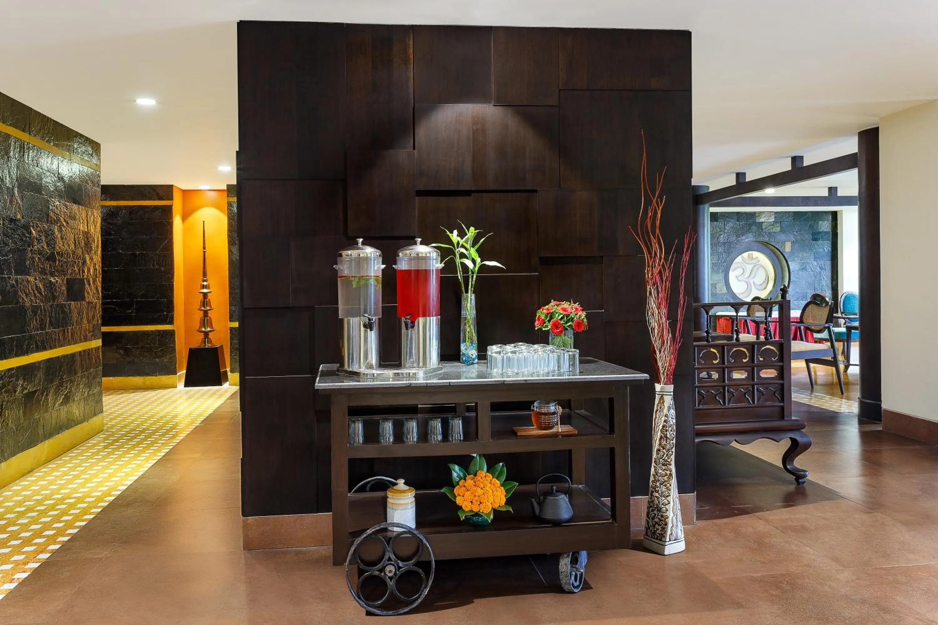 Restaurant/places to eat in Aloha On The Ganges by Leisure Hotels