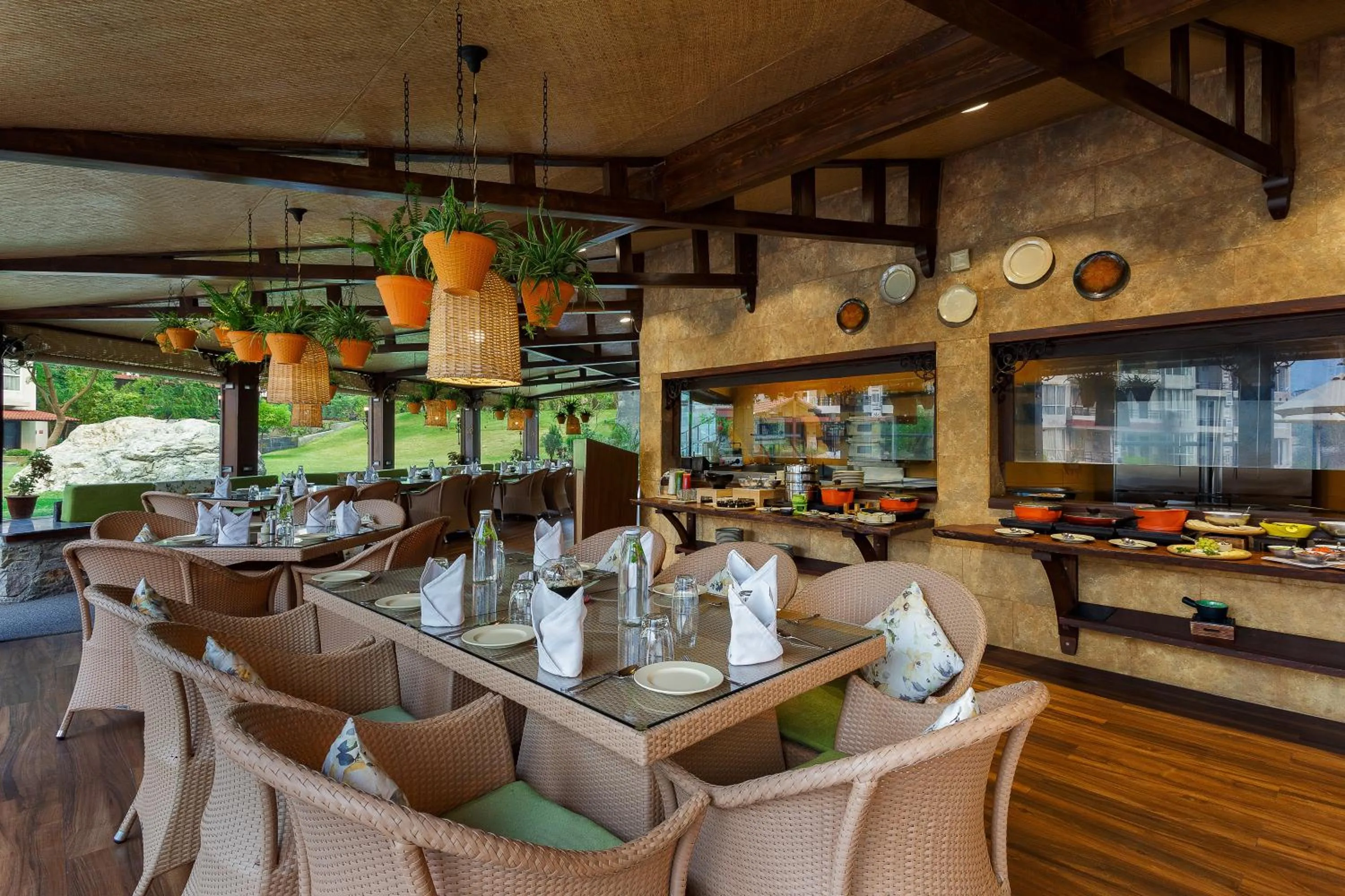 Restaurant/places to eat in Aloha On The Ganges by Leisure Hotels