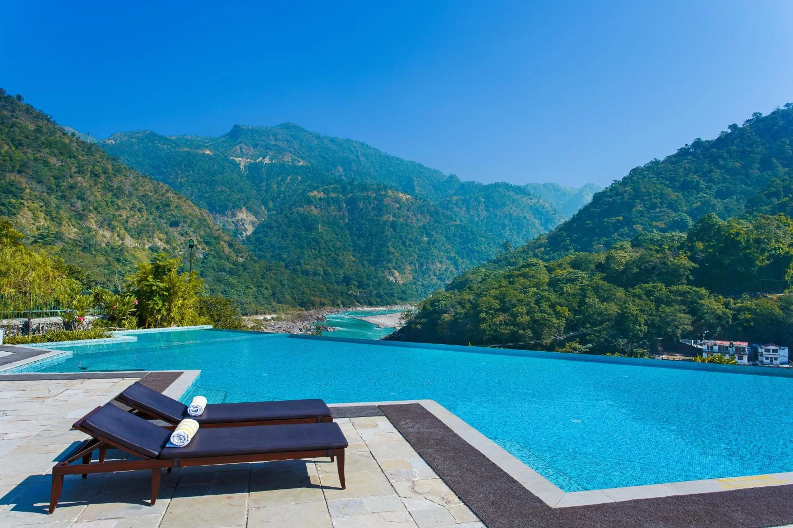 Swimming pool in Aloha On The Ganges by Leisure Hotels