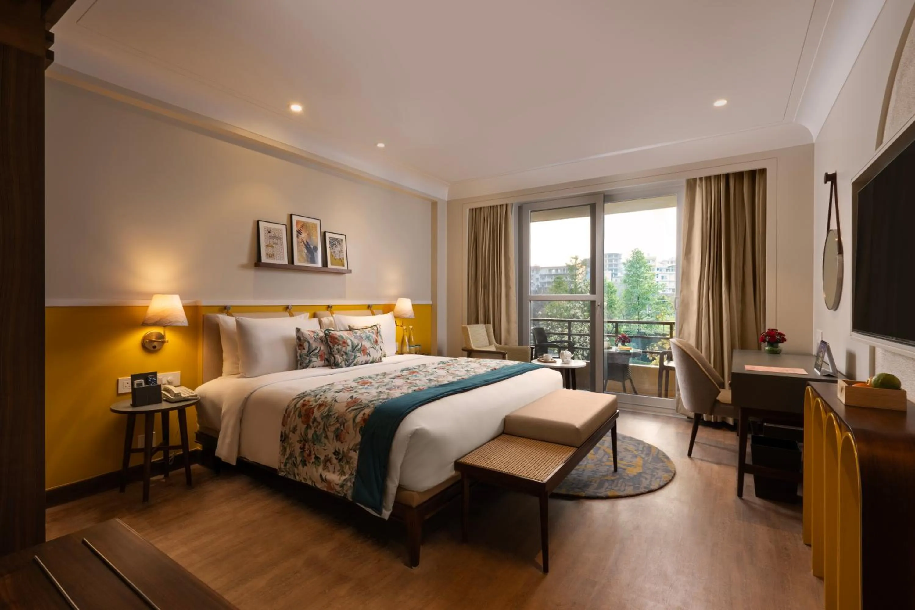 Bedroom, Bed in Aloha On The Ganges by Leisure Hotels