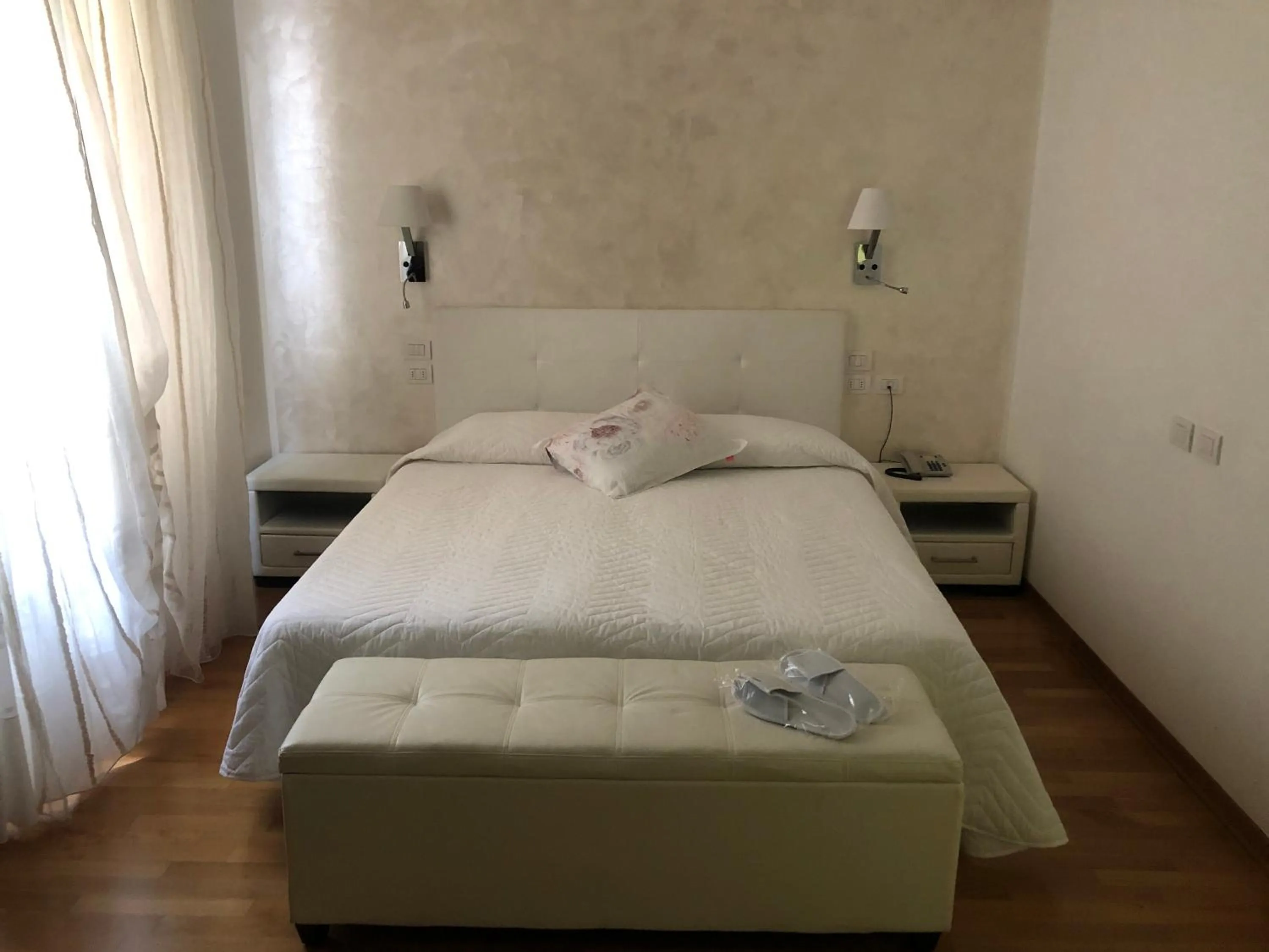 Bedroom, Bed in Hotel Trettenero