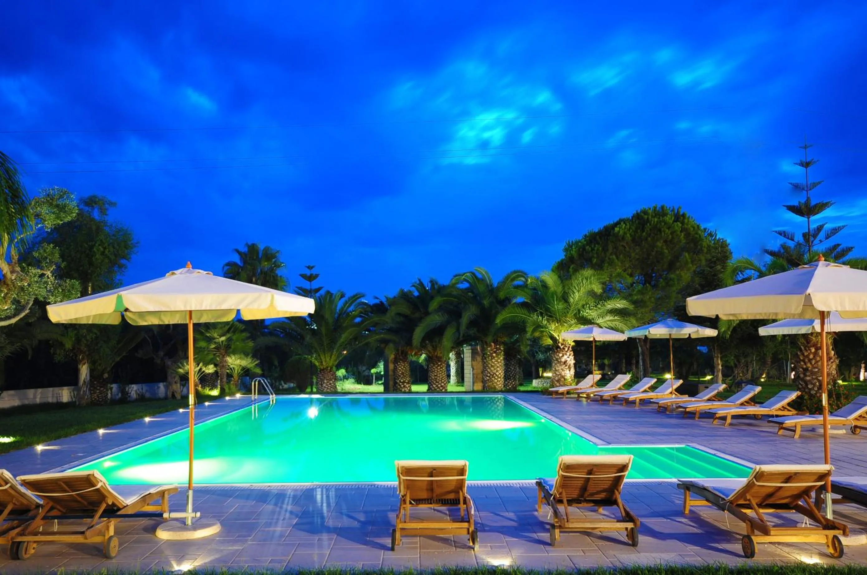 Swimming pool in Tenuta Espada Luxury Residence