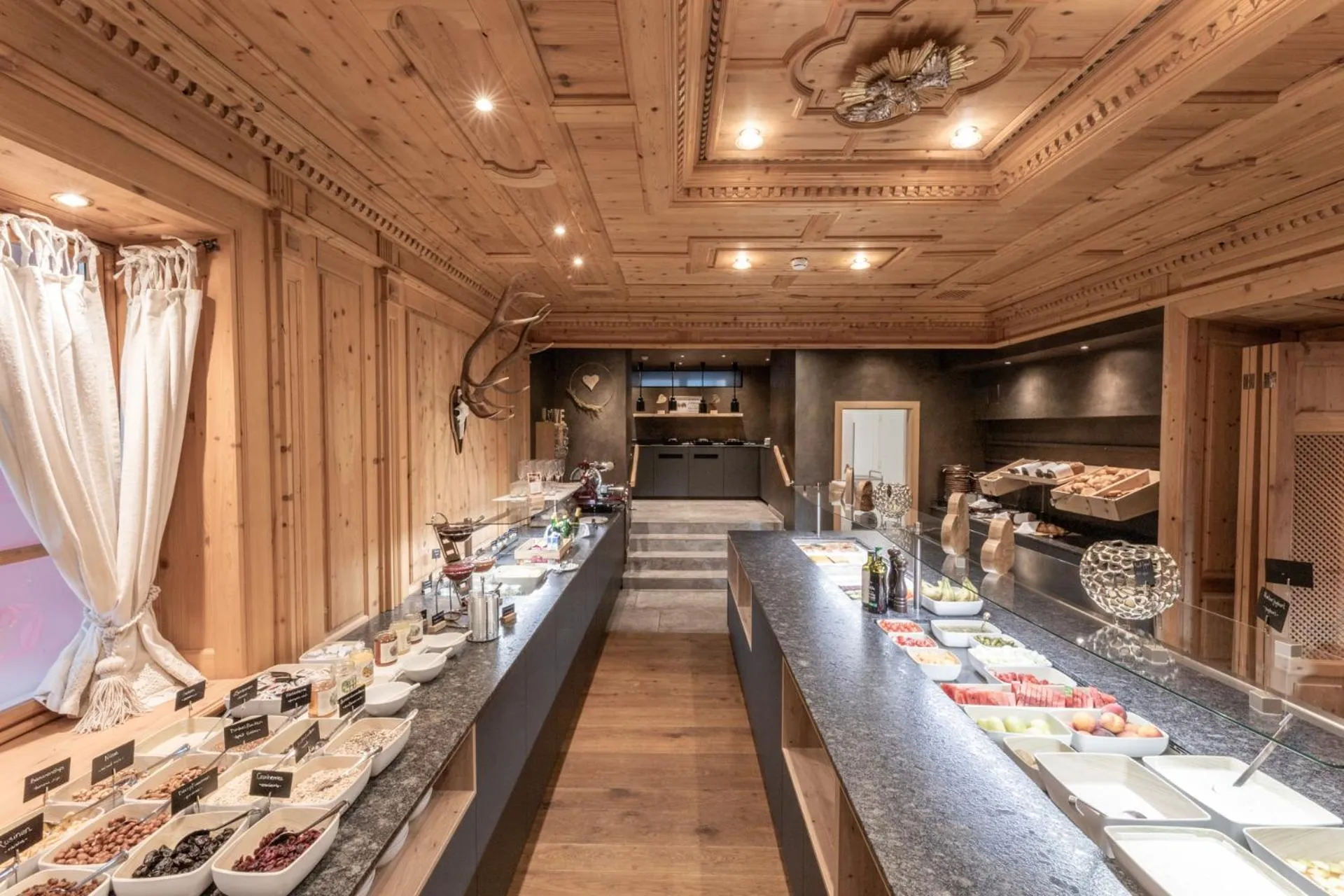 Buffet breakfast in Hotel Gassner - 4 Sterne Superior