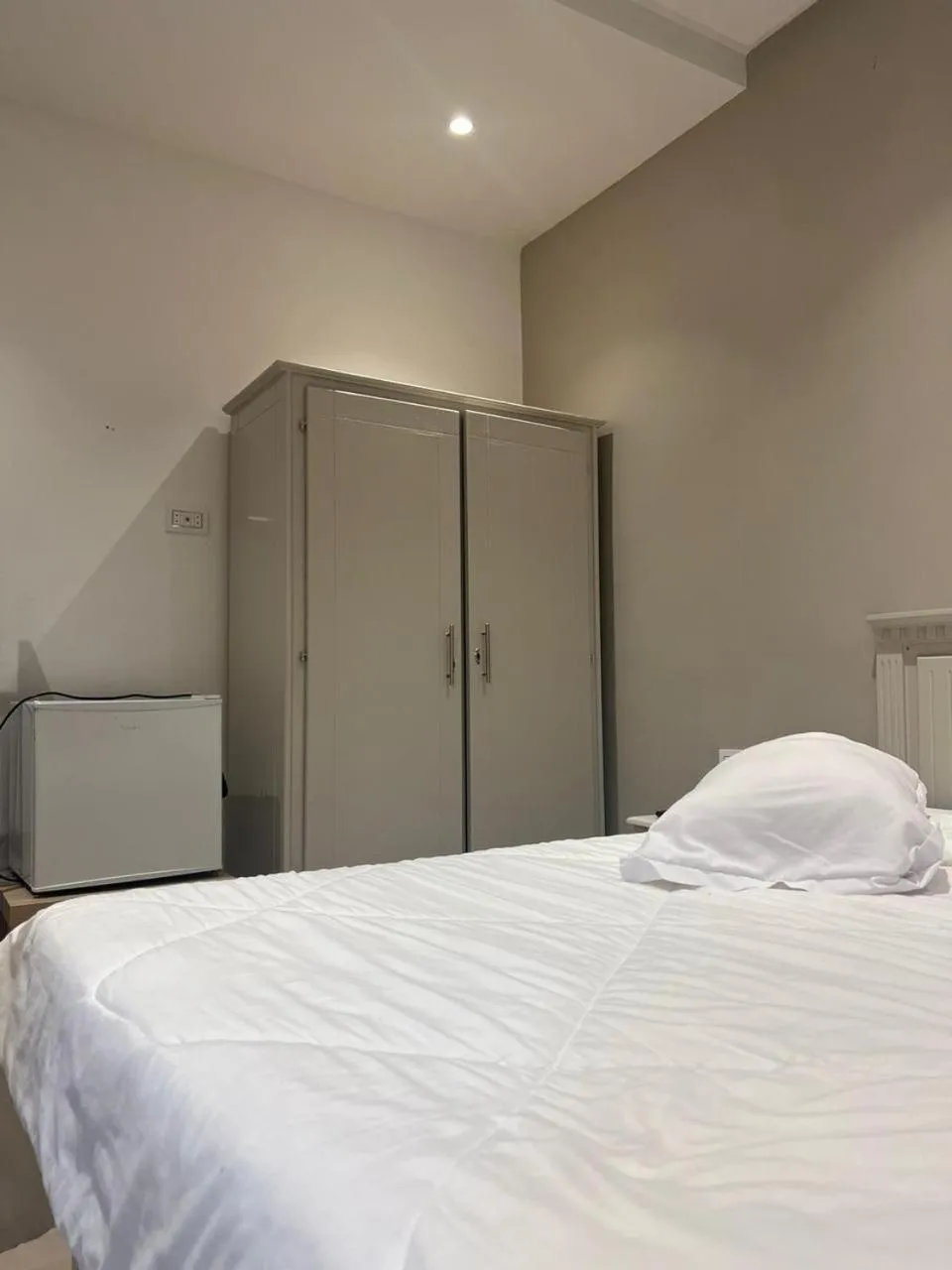 Bed in Hotel Transatlantique Tunis