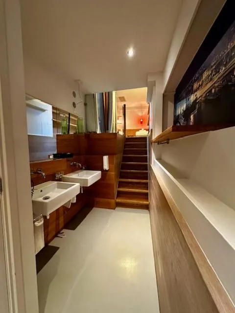 Marnix360apartments The Mansion Suites