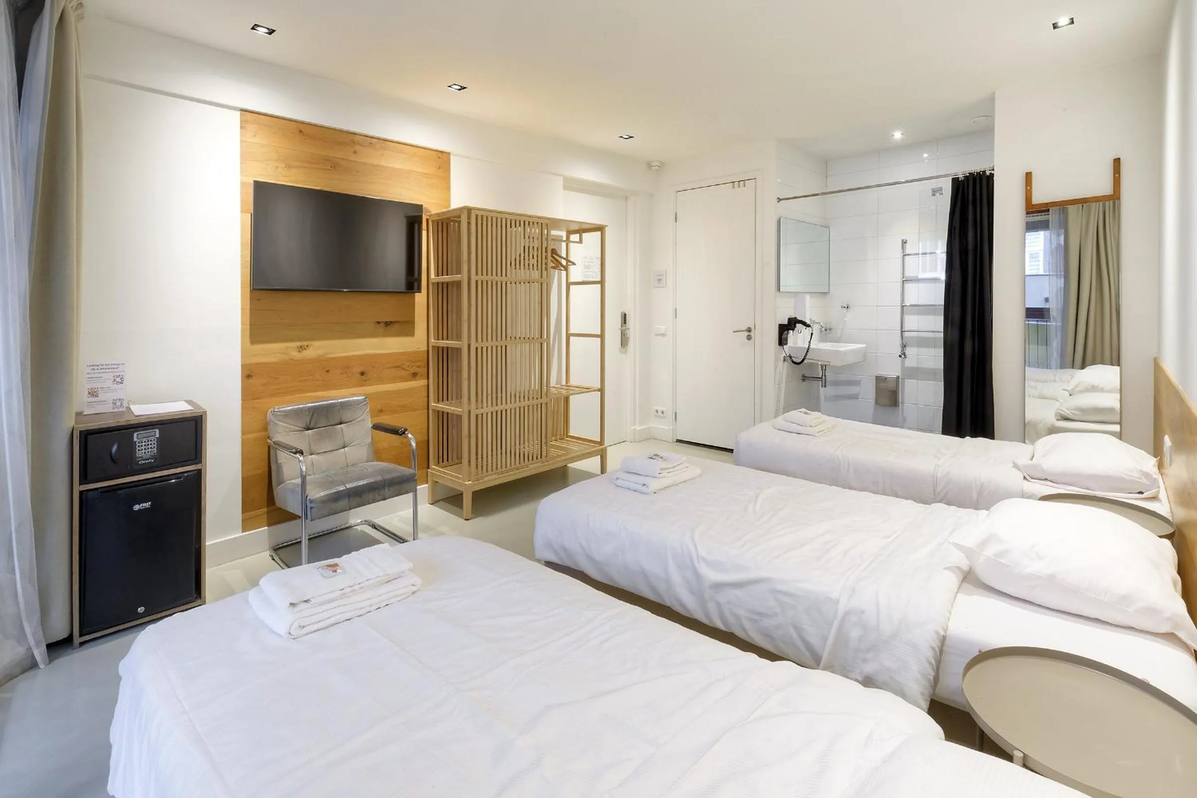 Bed in Marnix360apartments The Mansion Suites