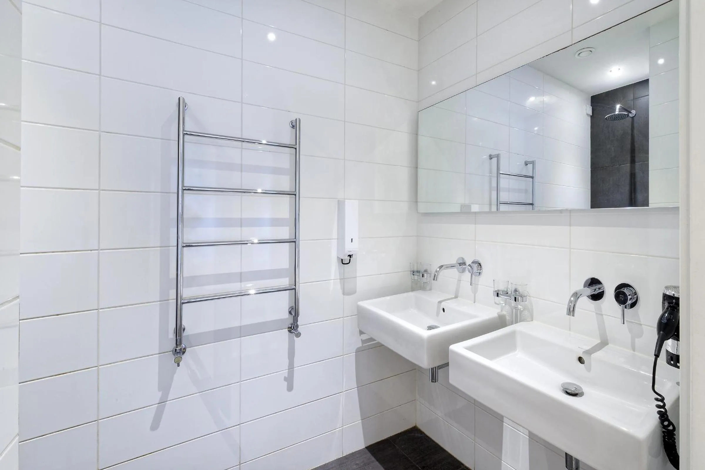 Marnix360apartments The Mansion Suites