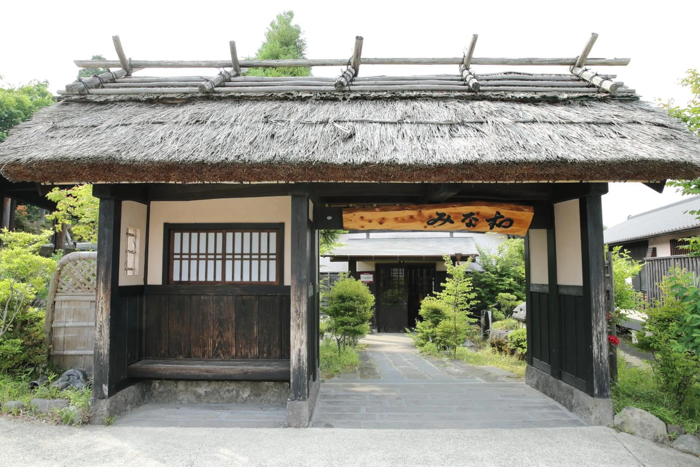Facade/entrance in Tawarayama Onsen Ryokan Minawa