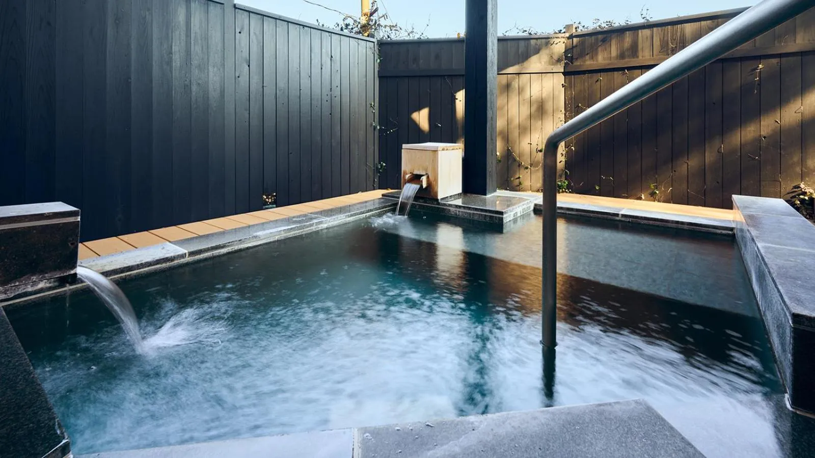 Photo of the whole room in Tawarayama Onsen Ryokan Minawa