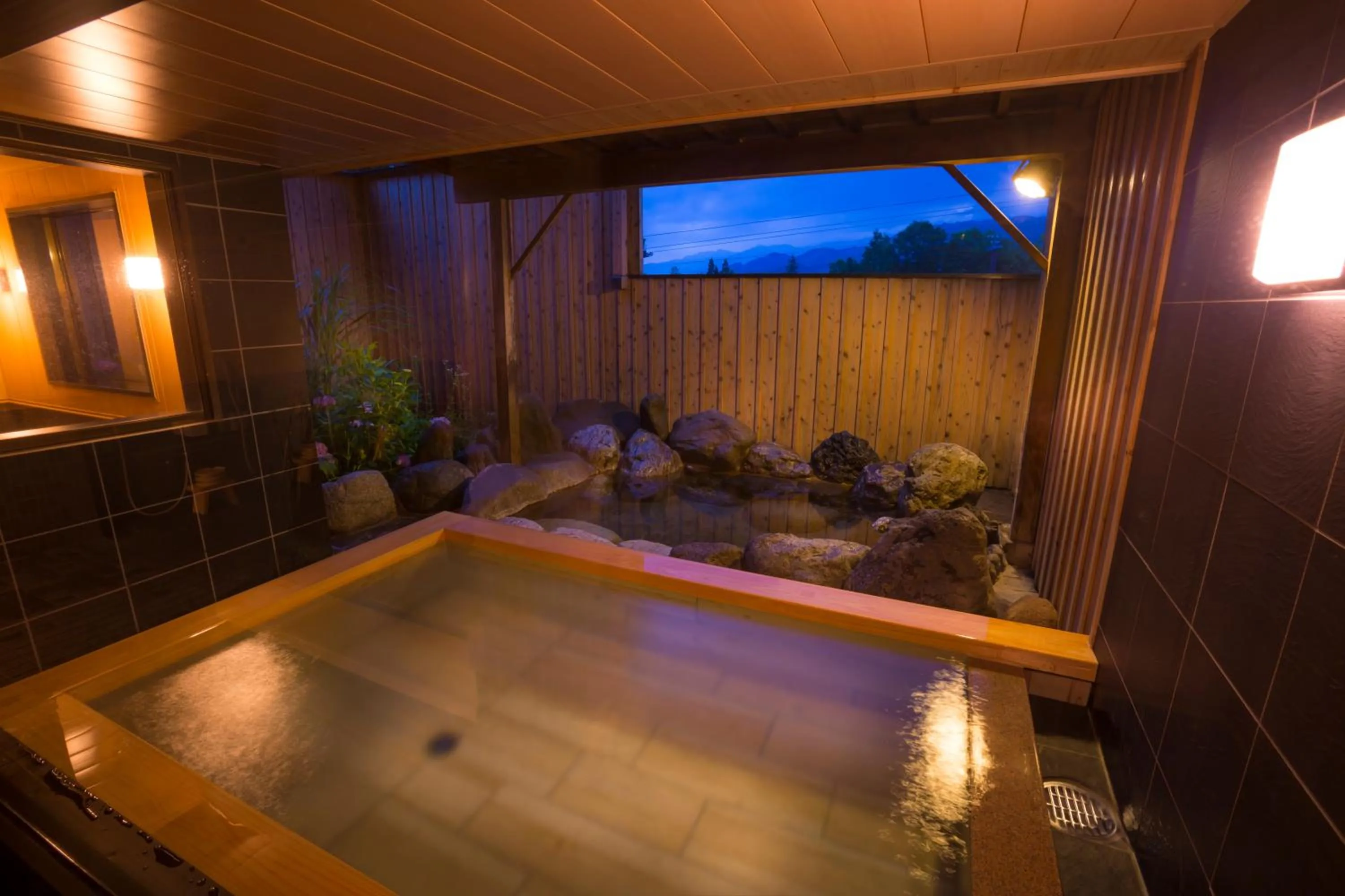 Open Air Bath in Hotel Hakuba Berghaus