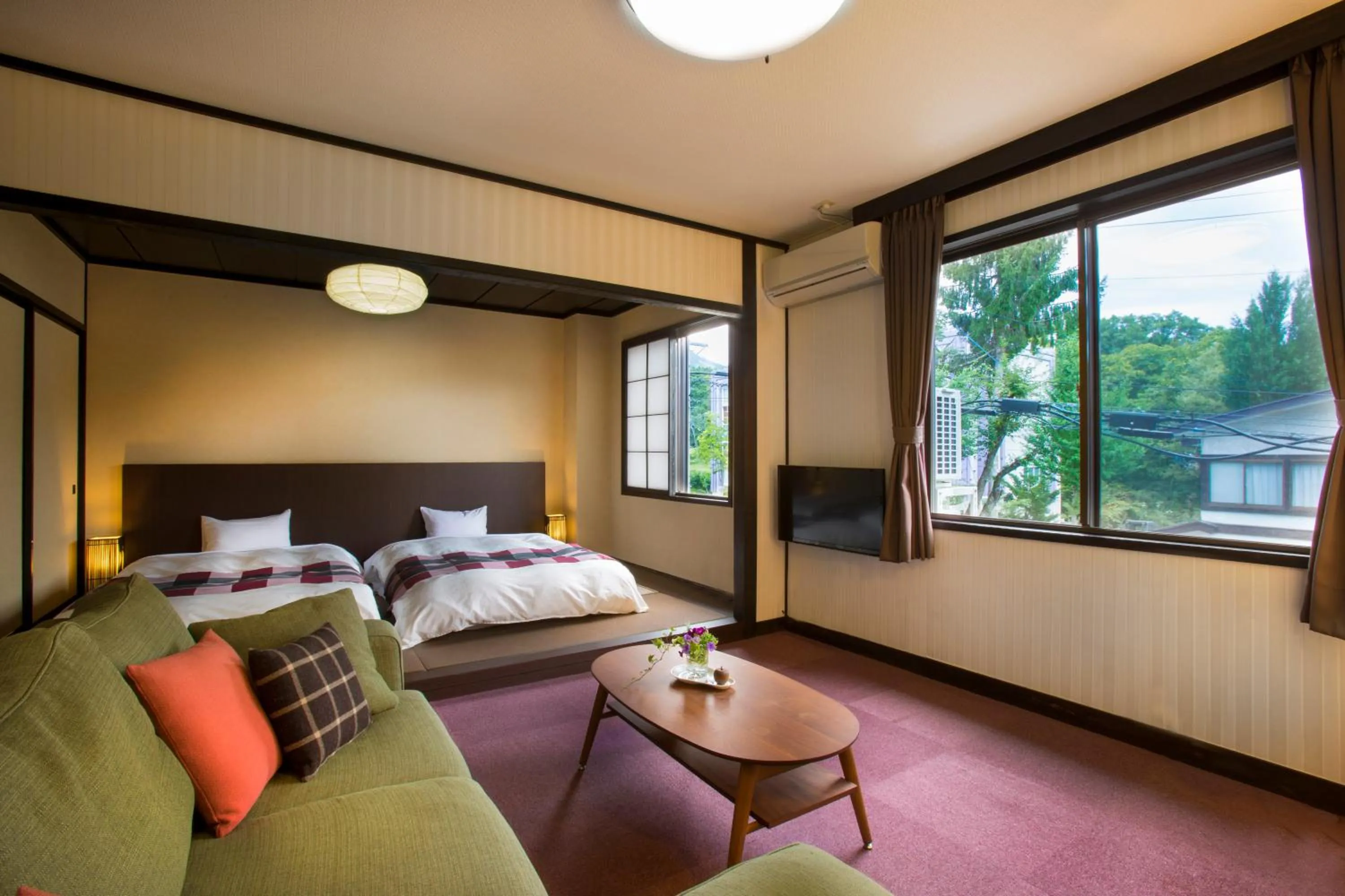 Day, Bed in Hotel Hakuba Berghaus