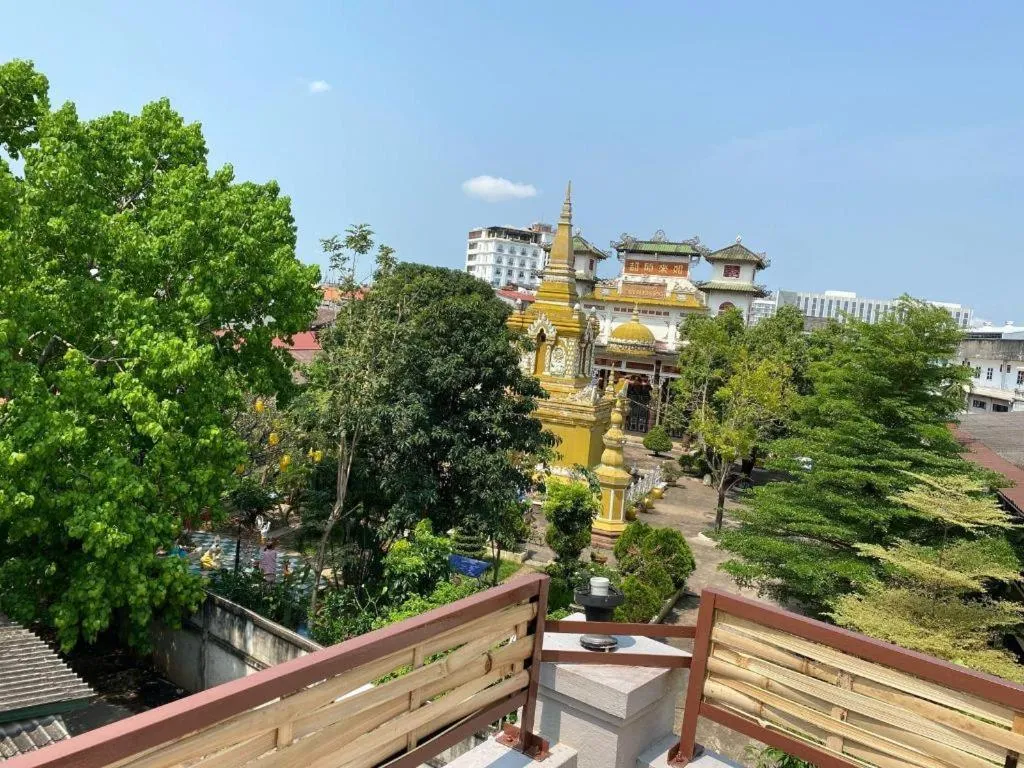 TT Premium Hostel Vientiane