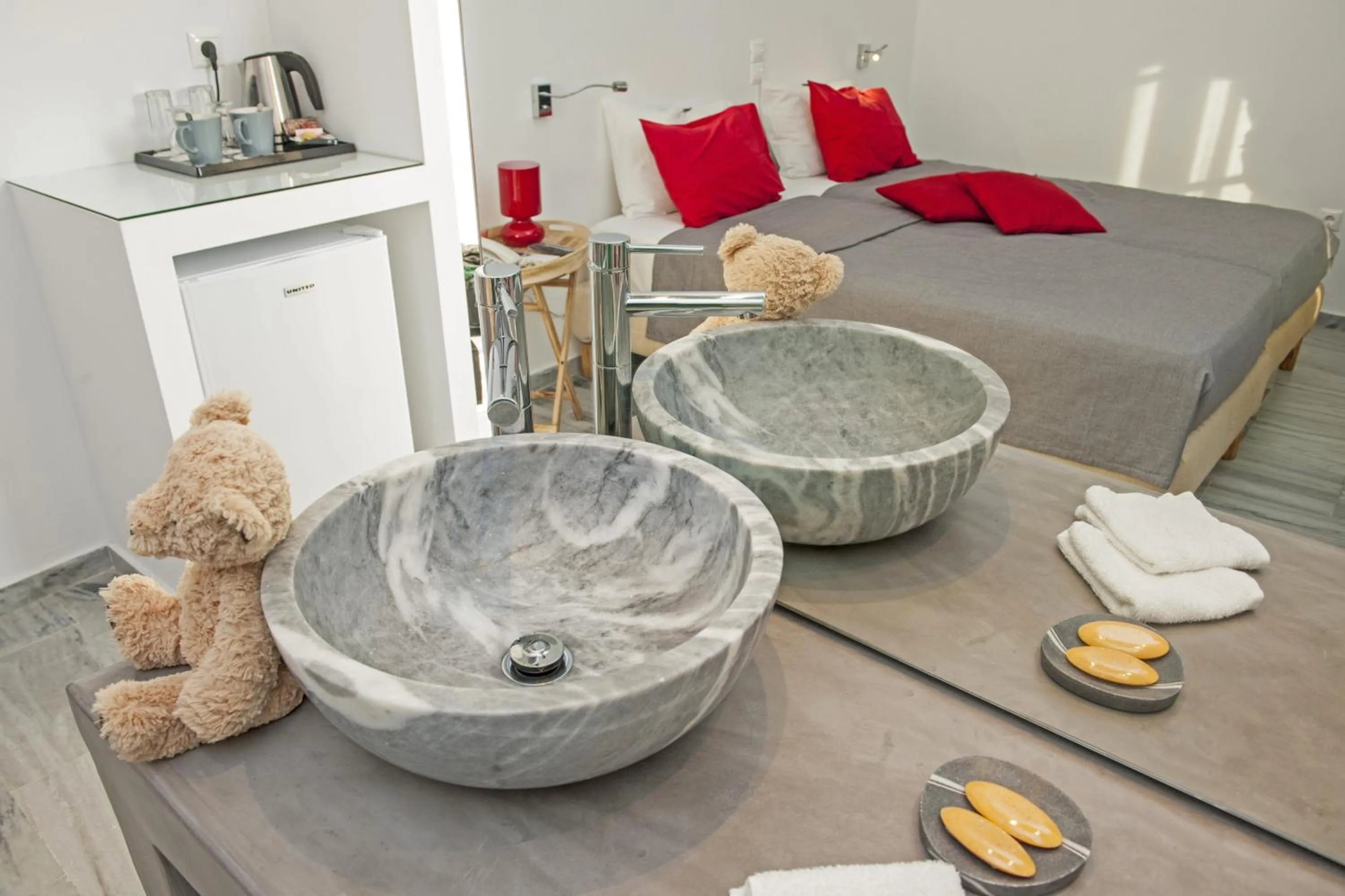 Decorative detail in Margarita Studios Ambelas