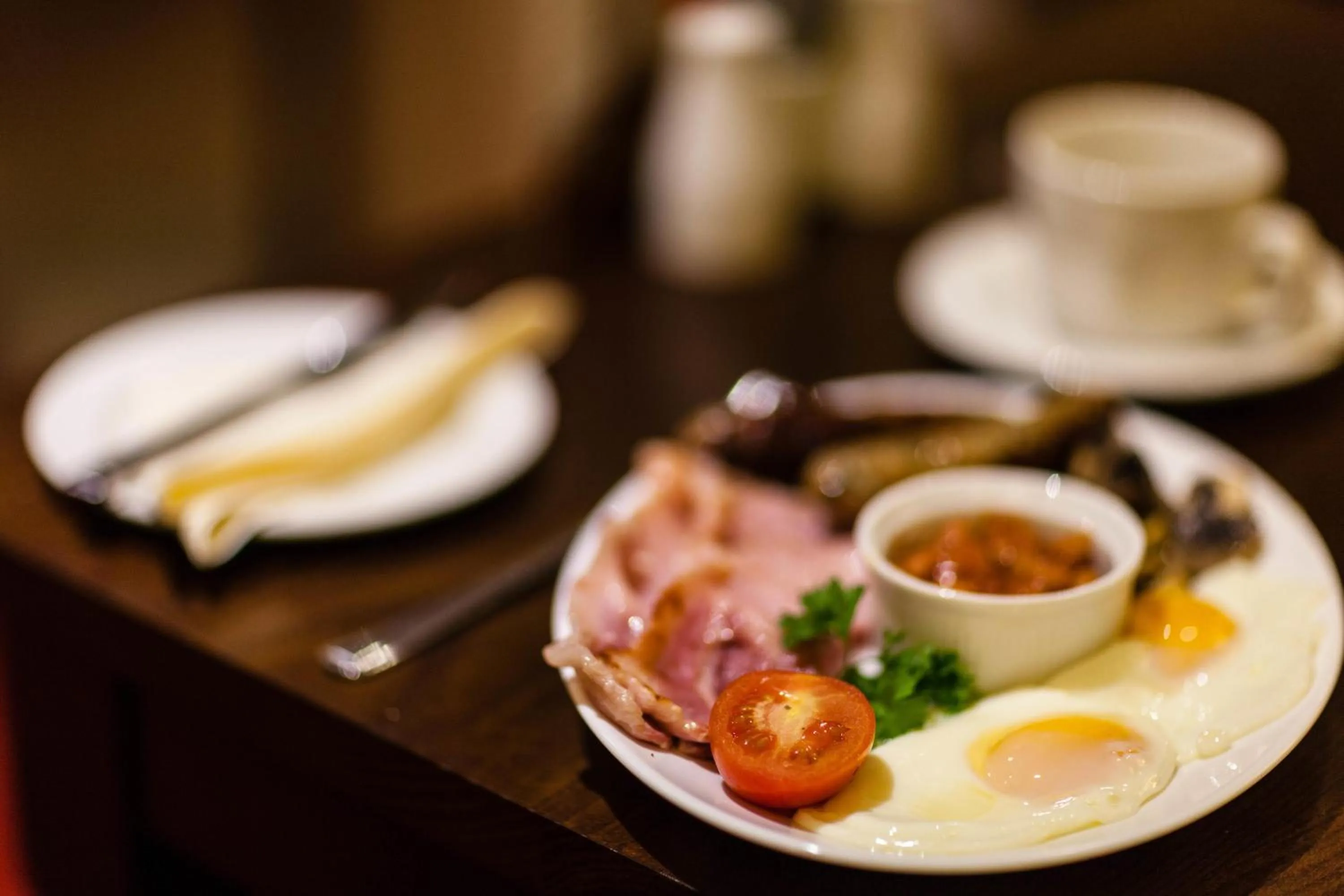 Food and drinks in Best Western Swiss Cottage Hotel