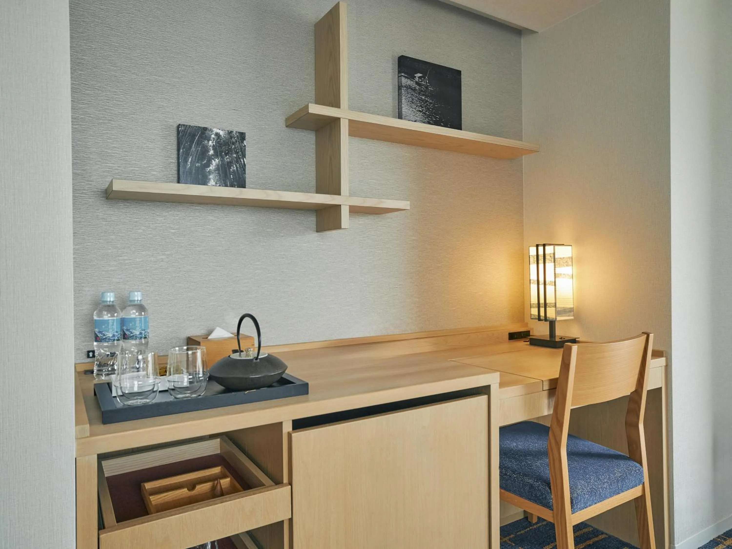 Photo of the whole room in Hotel Traveltine Kyoto Kiyamachi