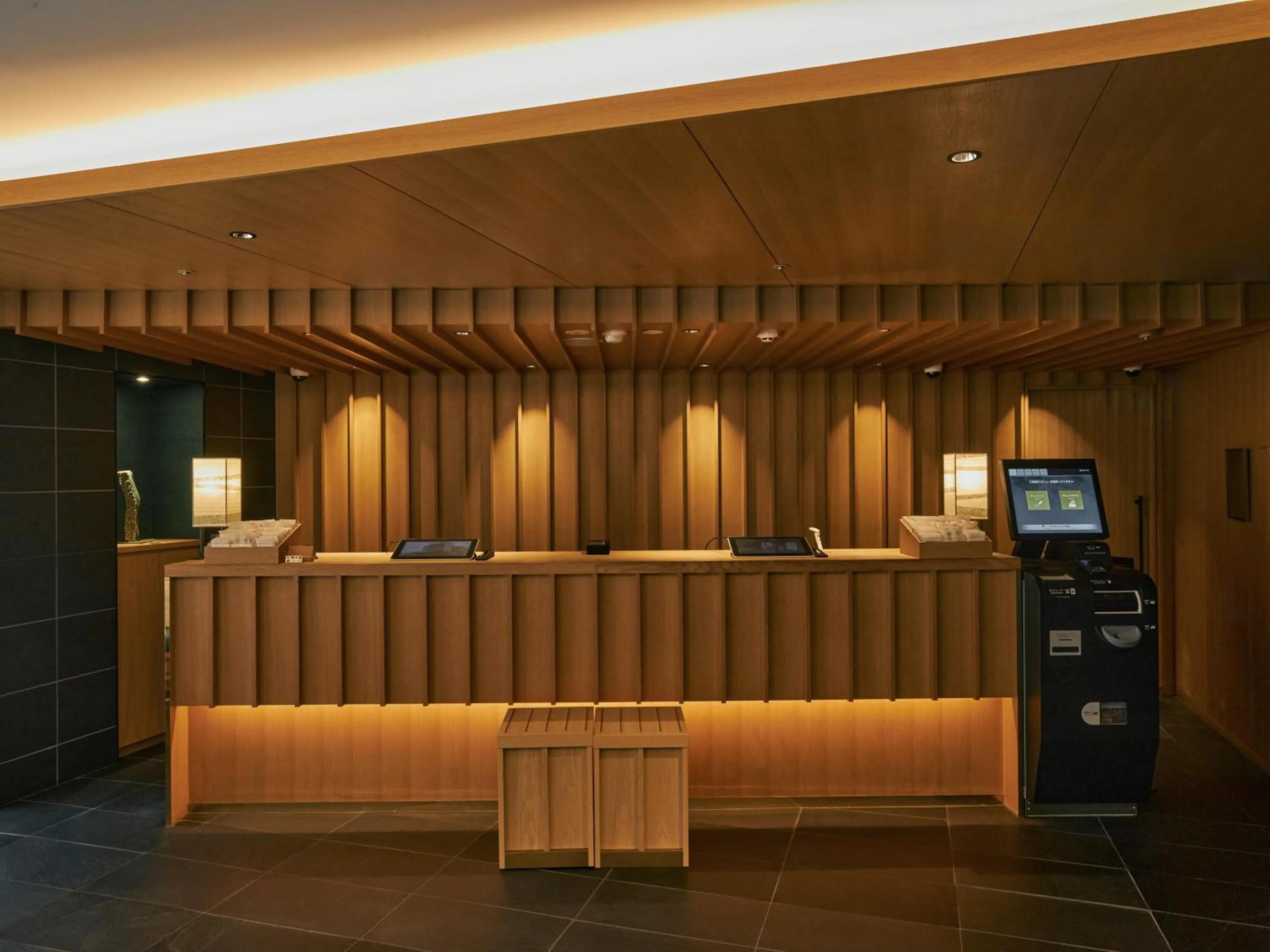 Lounge or bar in Hotel Traveltine Kyoto Kiyamachi