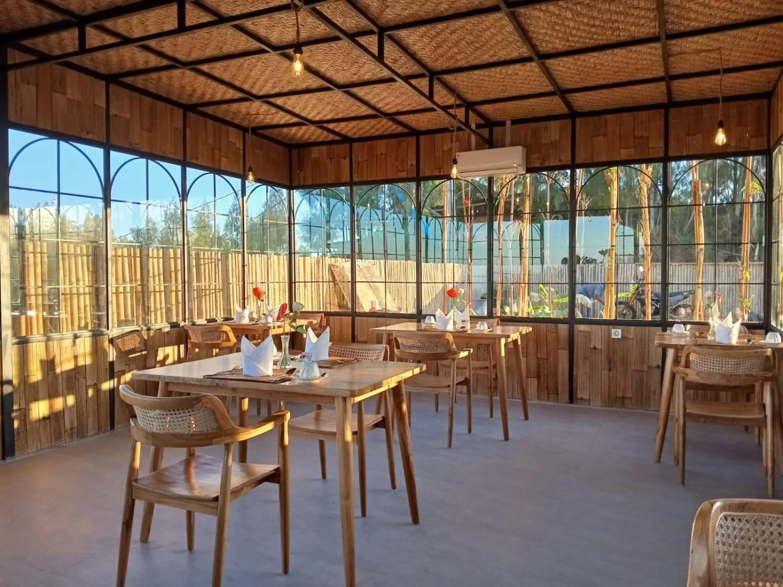 Restaurant/places to eat in The Dewi Eco Bamboo Villa