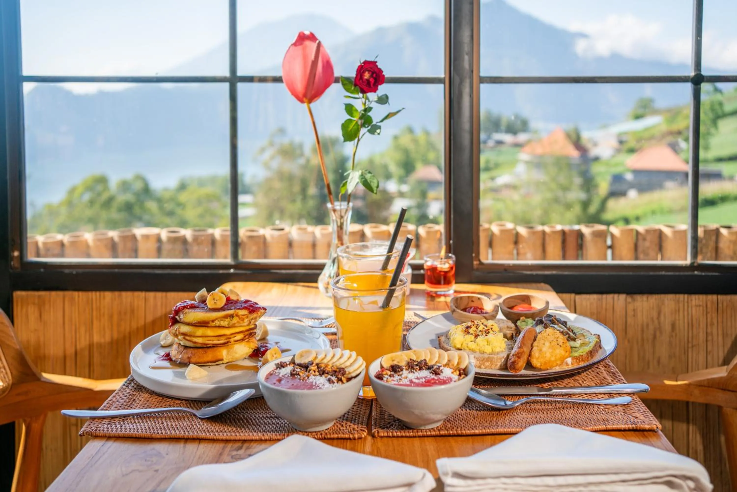 Restaurant/places to eat in The Dewi Eco Bamboo Villa