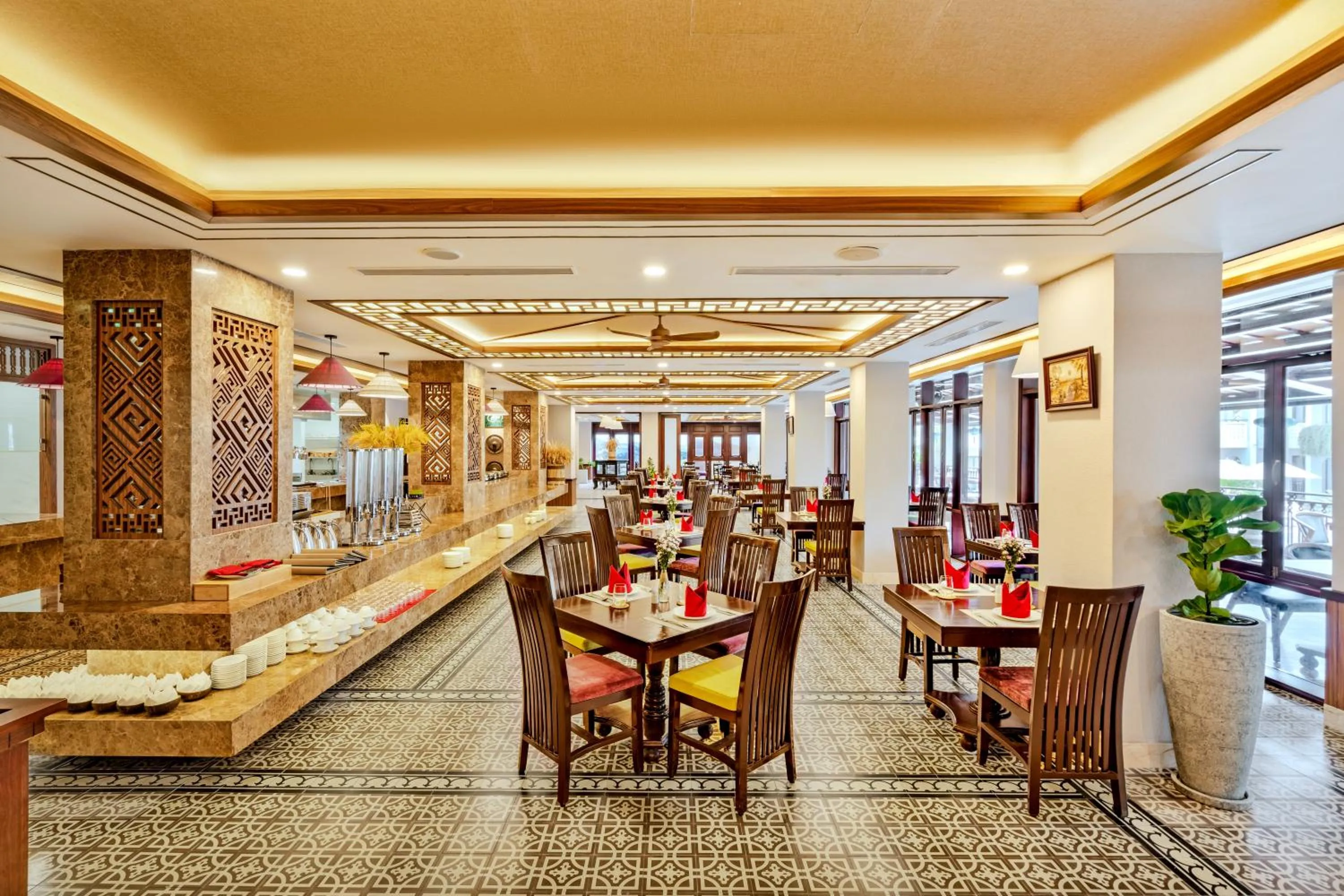 Restaurant/places to eat in The Saga Hotel Hoi An